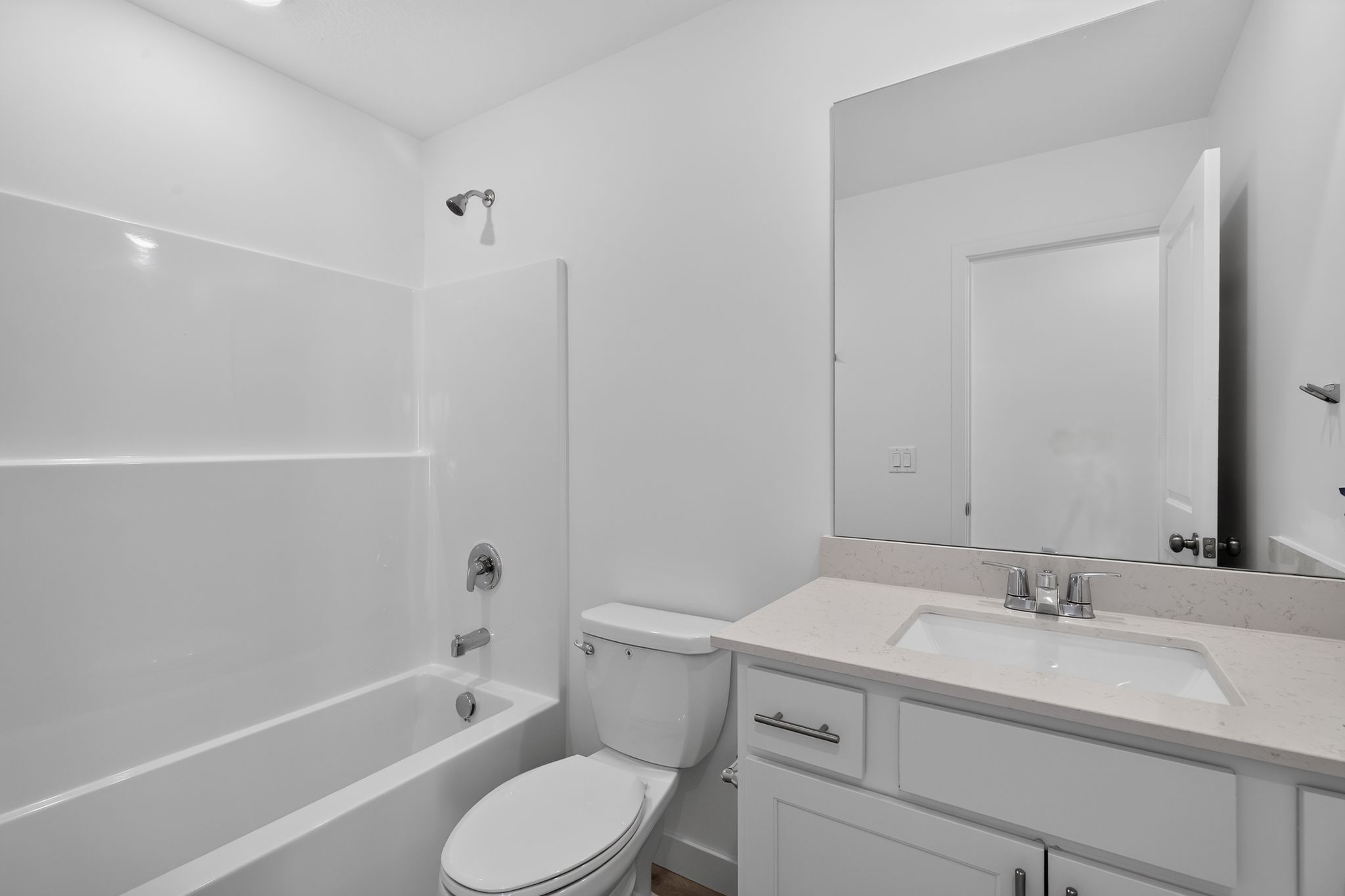 25 2138 Moon Beam Pl Bathroom 0031