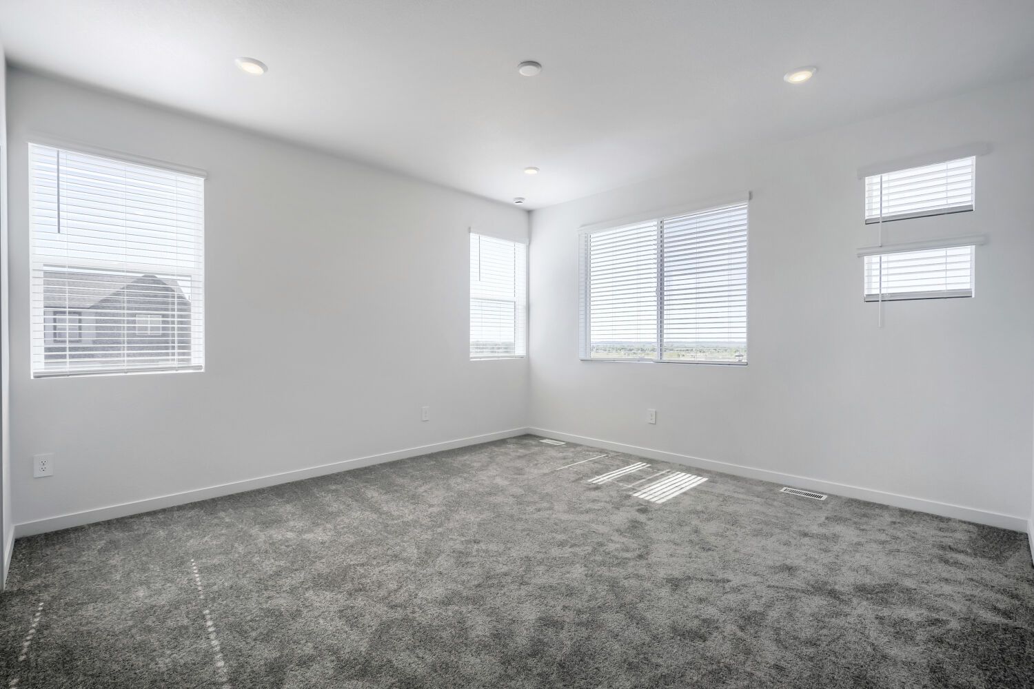 3005 Gladstone Ave Owner's Suite