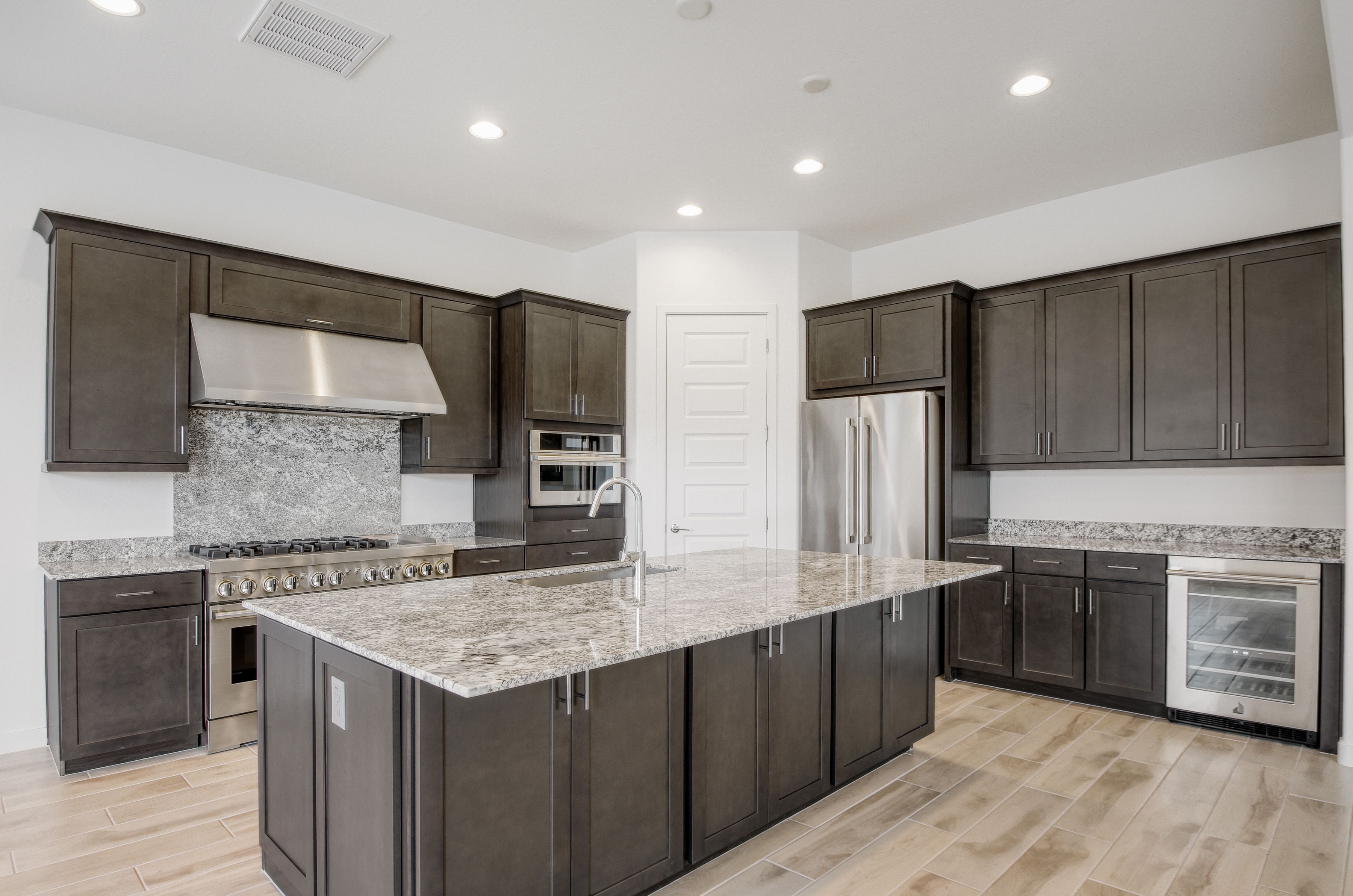 7942 W Rowel Rd   Print Quality   007   07 Kitchen