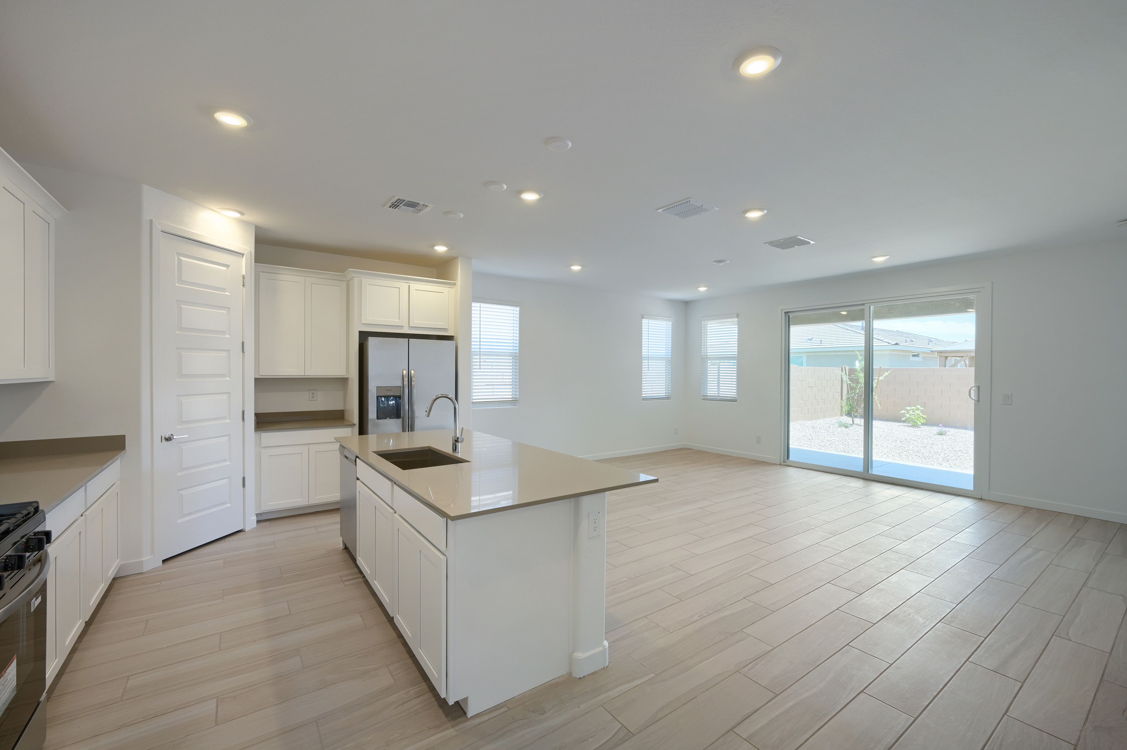 4573 E Kenneth Ln   Print Quality   005   05 Kitchen