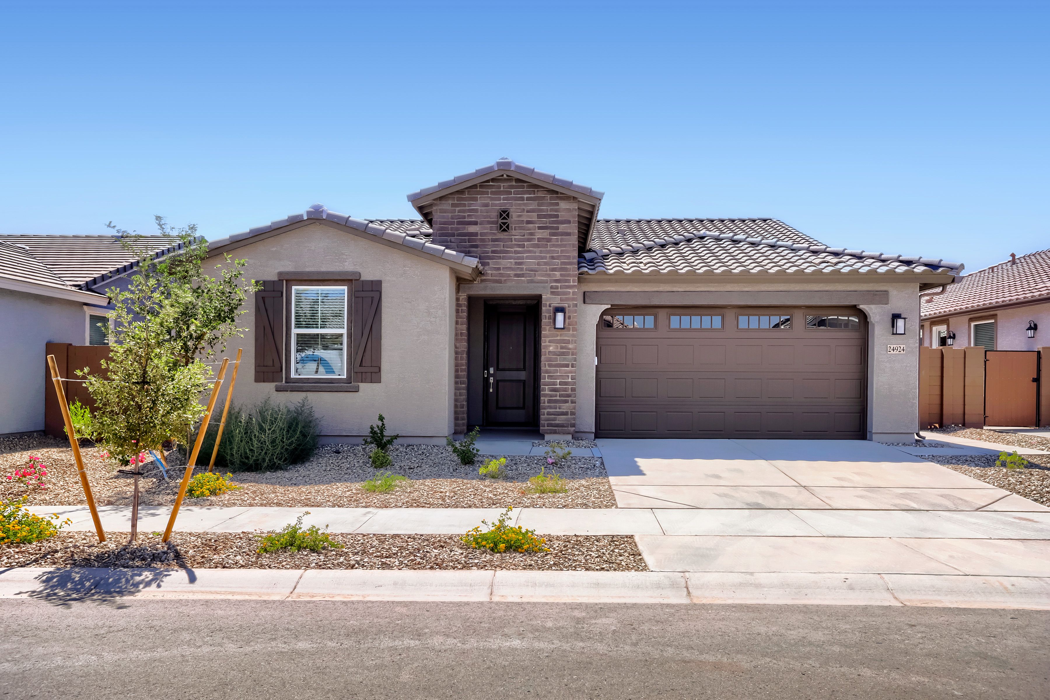 Asante Artisan - Horizon - Surprise, AZ