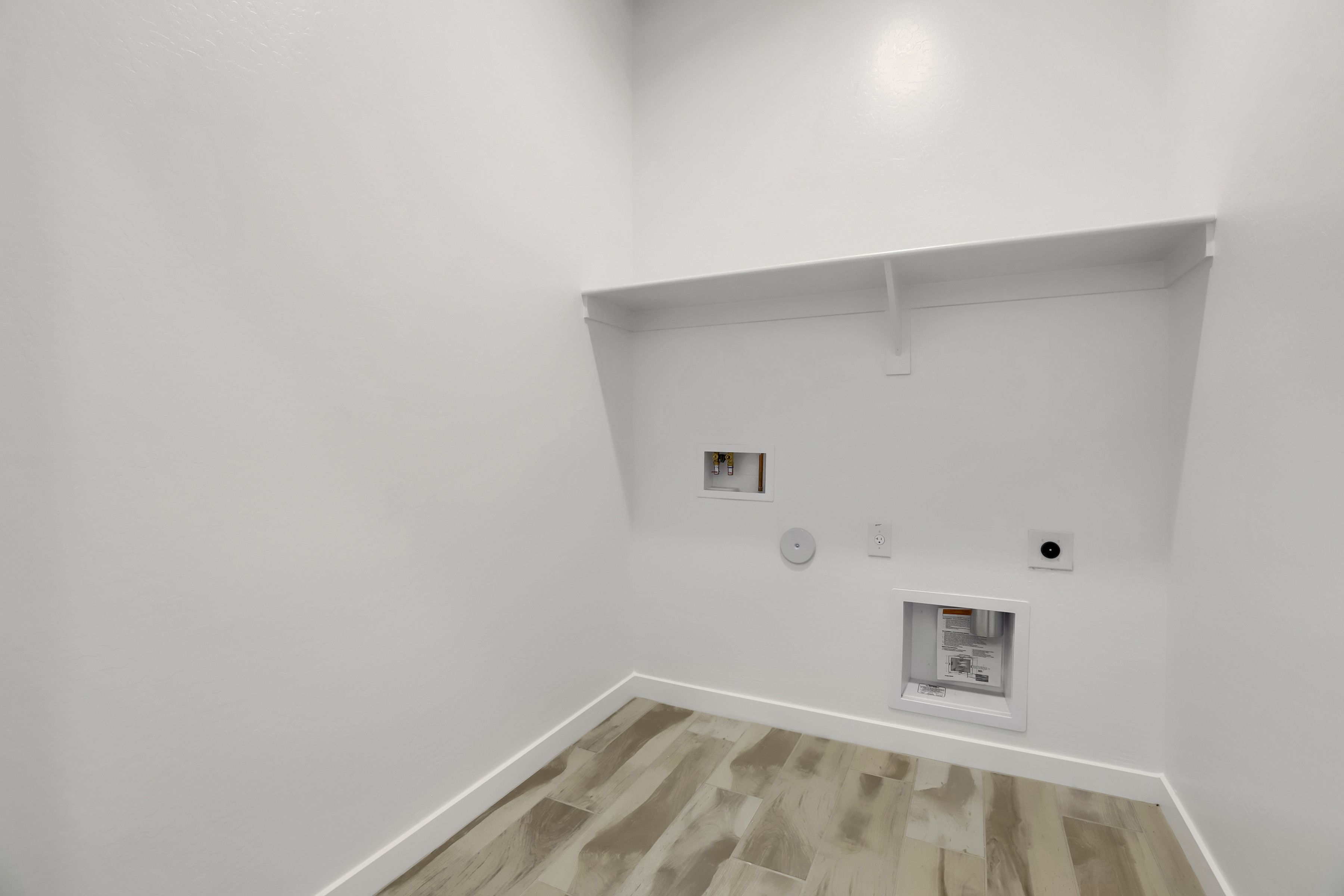 25425 N 167th Ln   Print Quality   010   10 Laundry Room