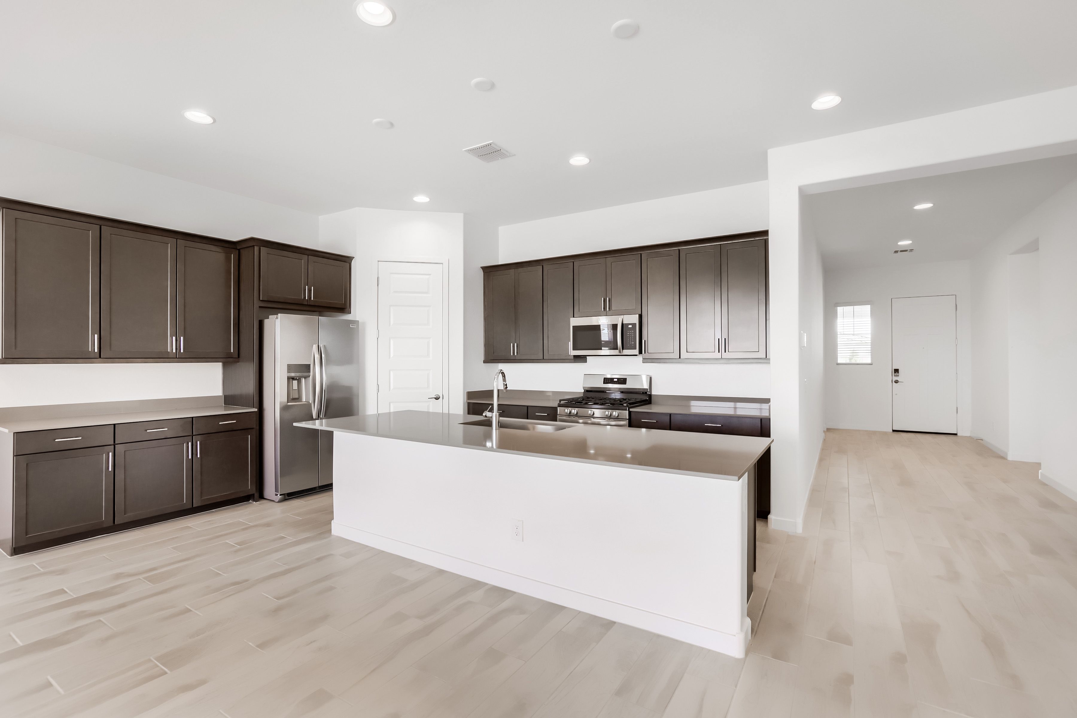 25473 N 167th Ln   Print Quality   004   04 Kitchen