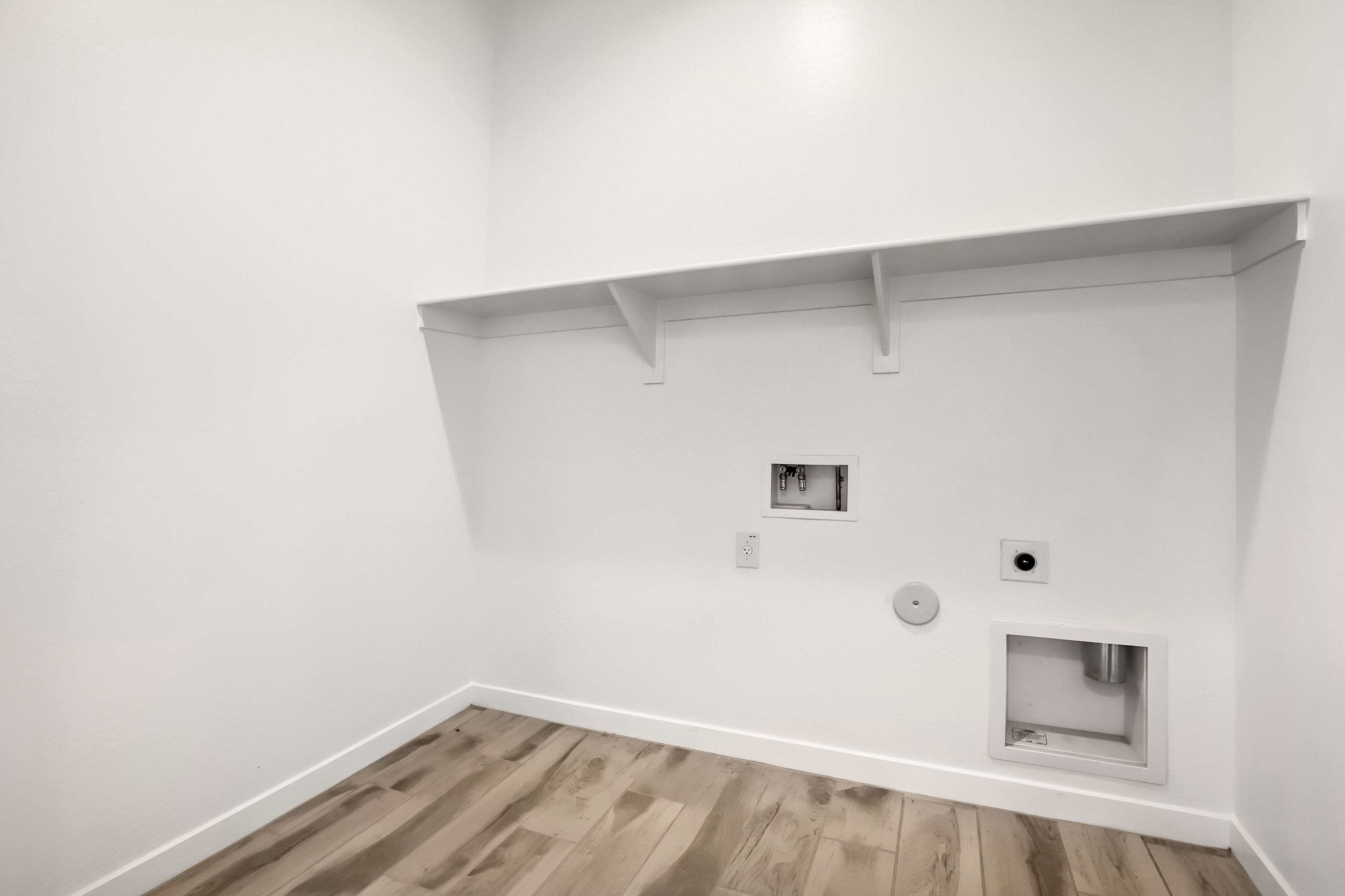 25473 N 167th Ln   Print Quality   010   10 Laundry Room