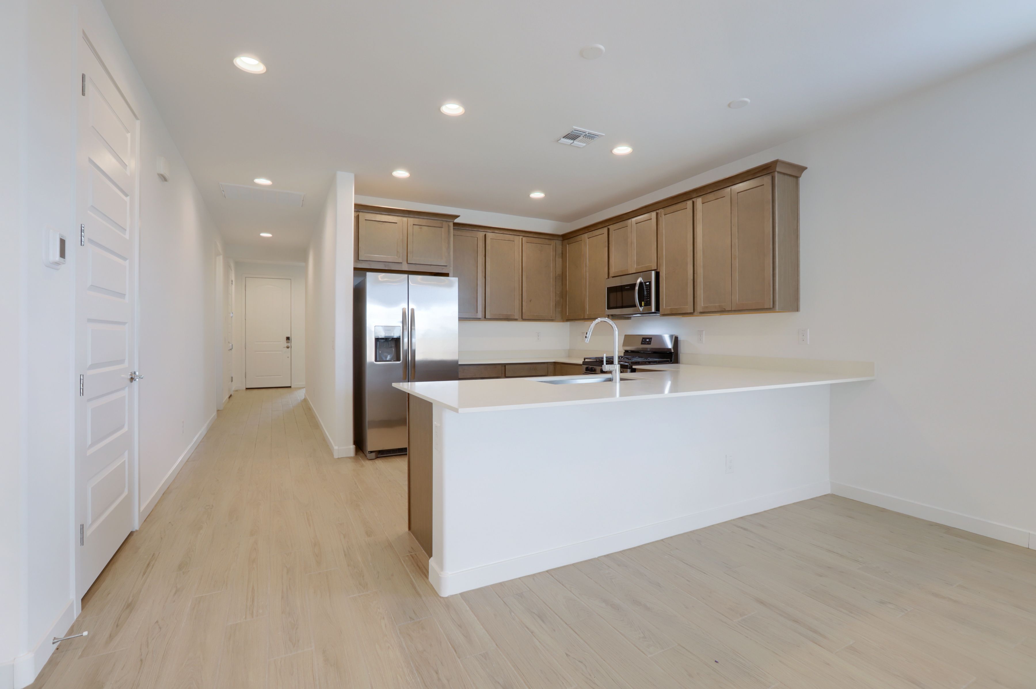 5981 N 192nd Ave   Print Quality   004   04 Kitchen