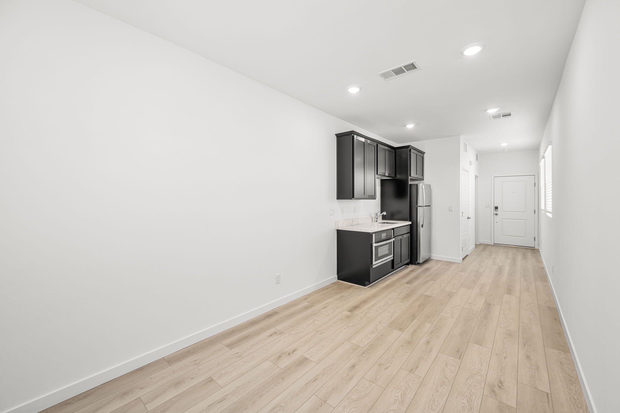 17 web or mls Lennar   2715 Saunder Ave 17