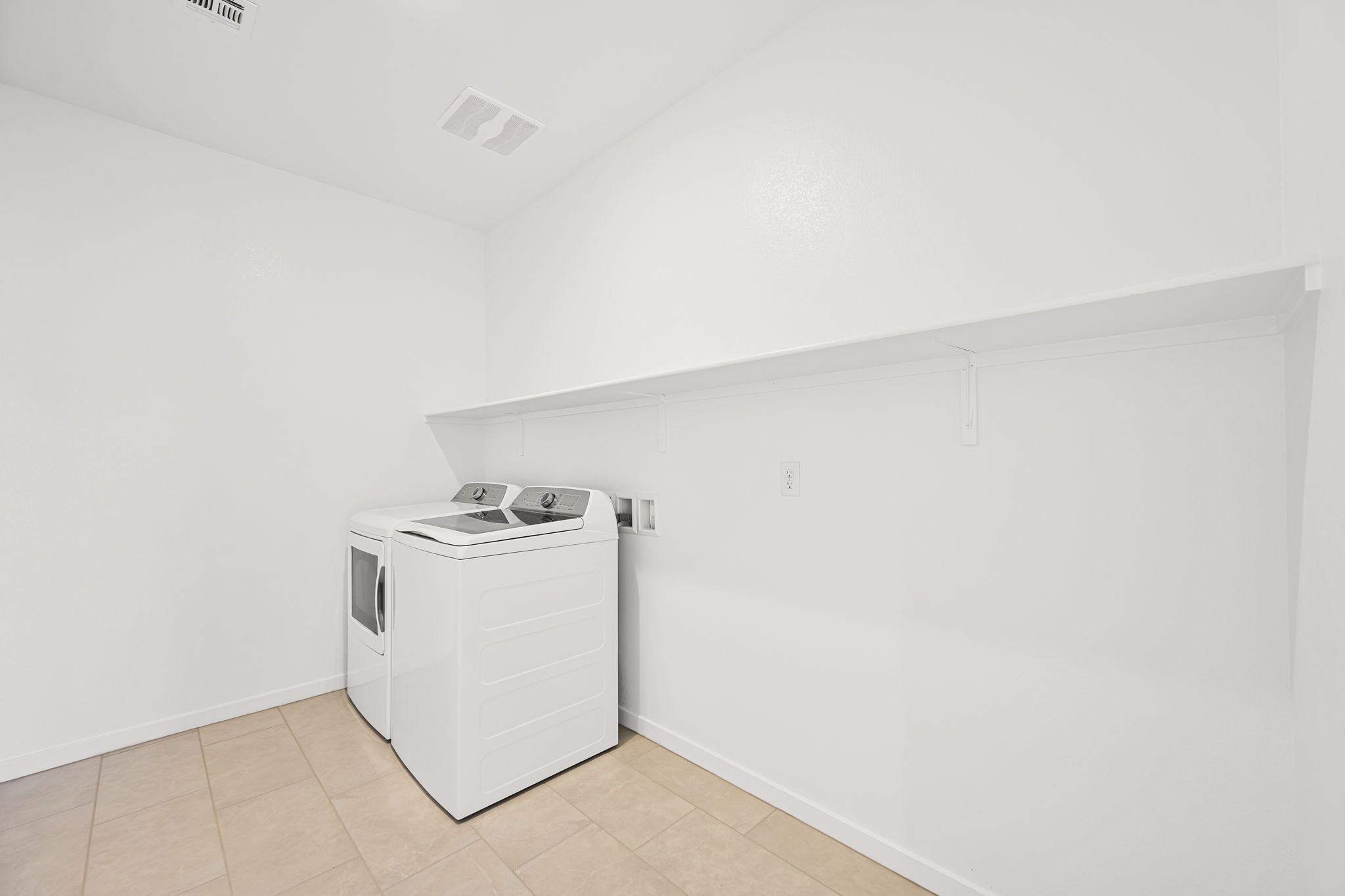 21 web or mls Lennar   2715 Saunder Ave 21