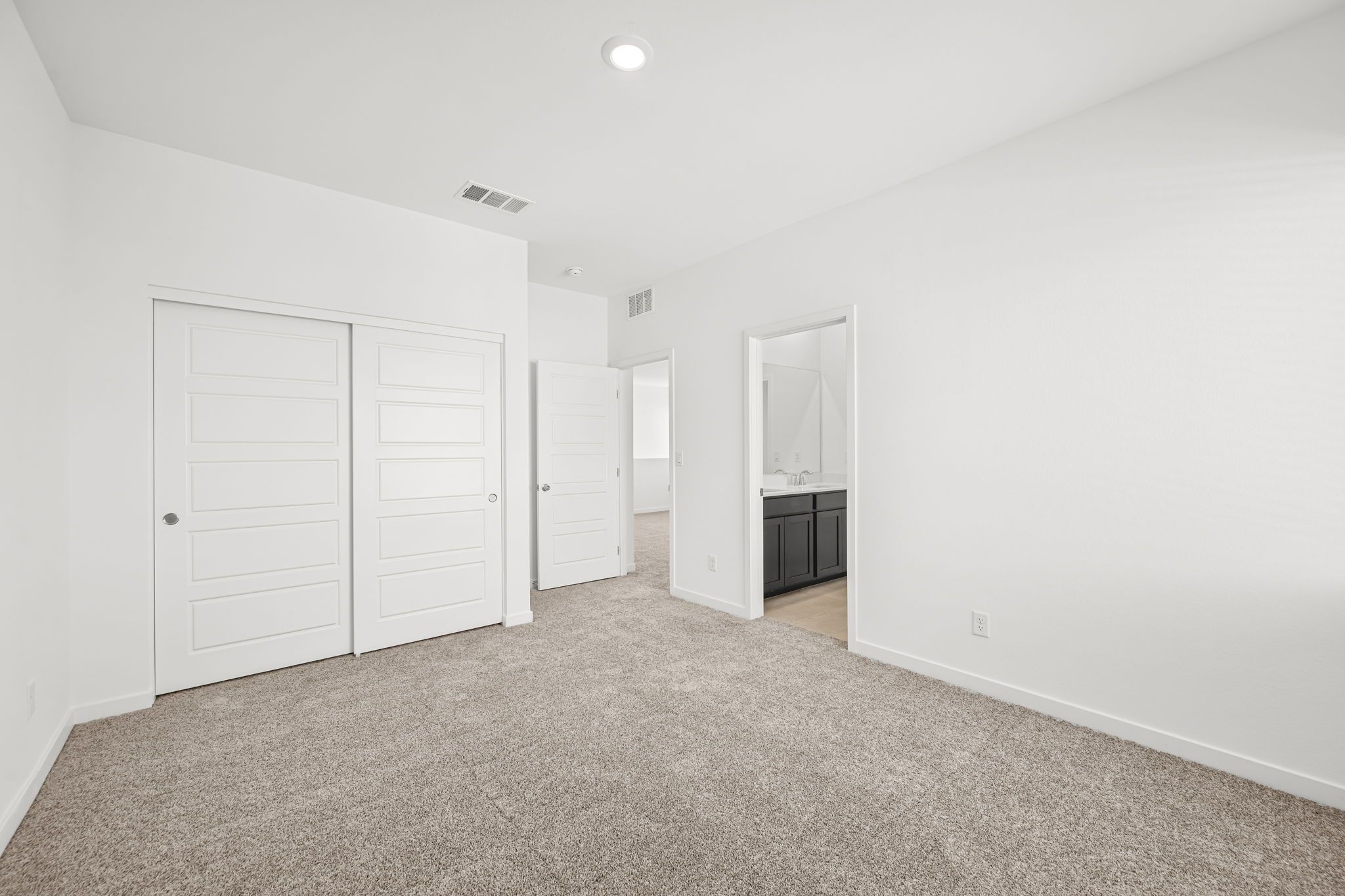 23 web or mls Lennar   2715 Saunder Ave 23