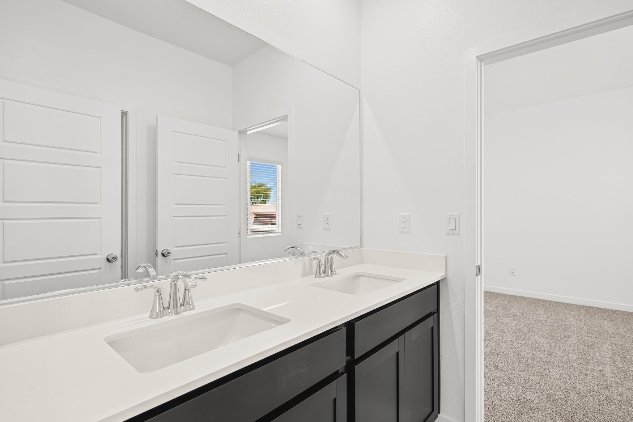 24 web or mls Lennar   2715 Saunder Ave 24