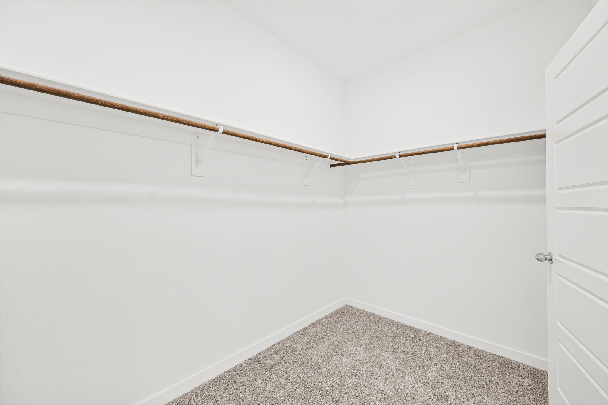 31 web or mls Lennar   2715 Saunder Ave 31