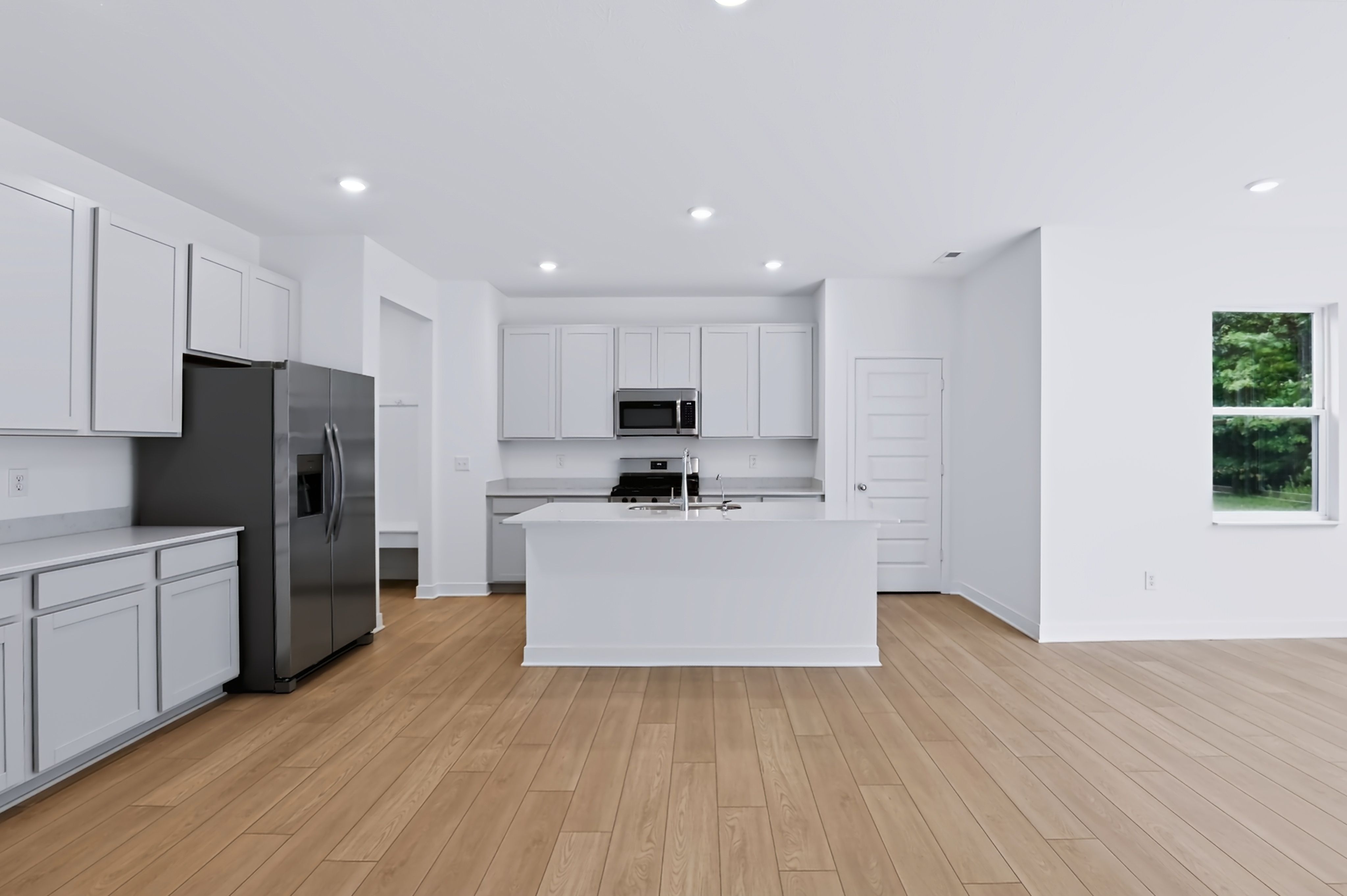 Montgomery Woods HS 68 Kitchen 2of3