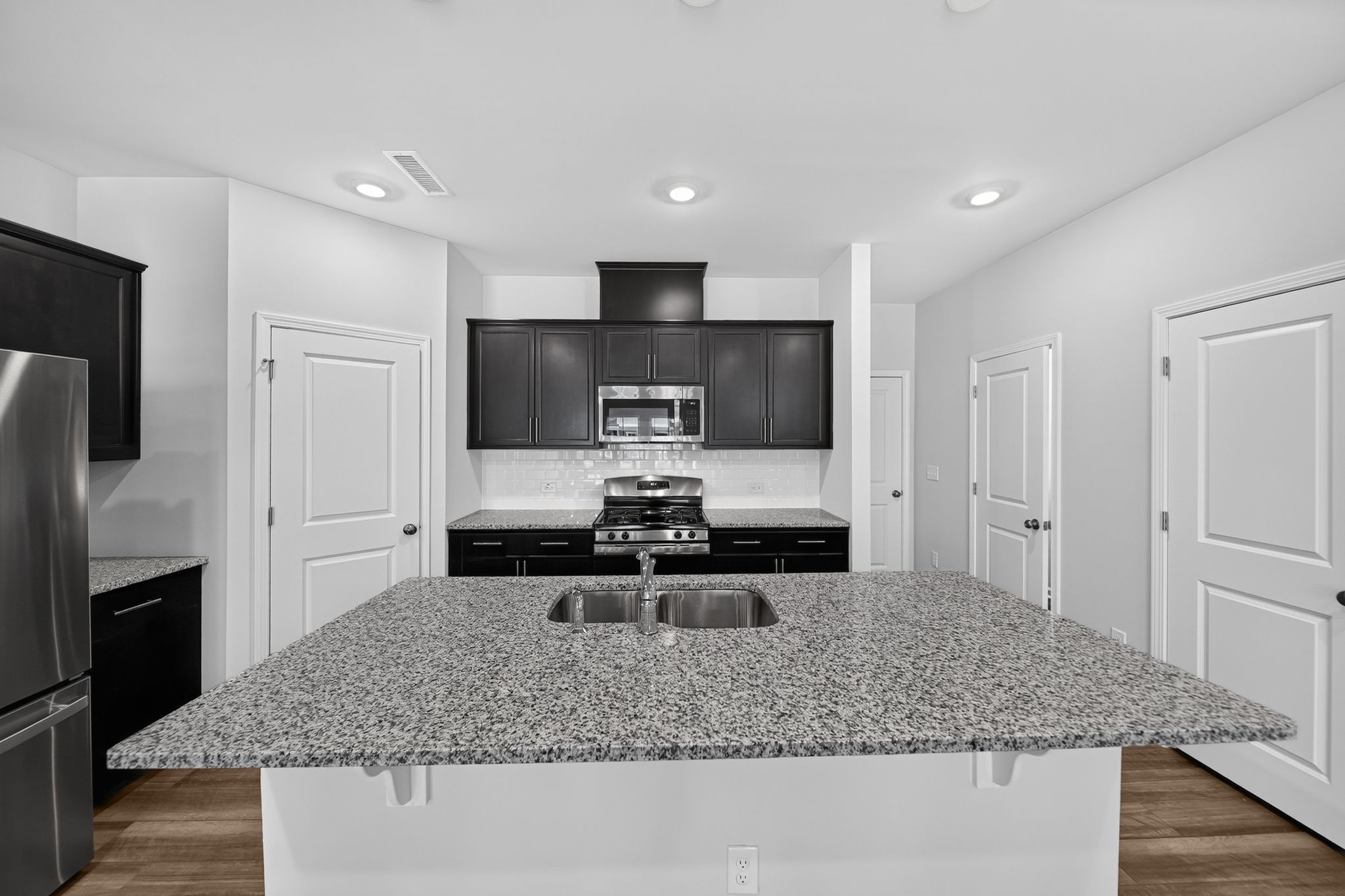 Rosedale Sutton 12