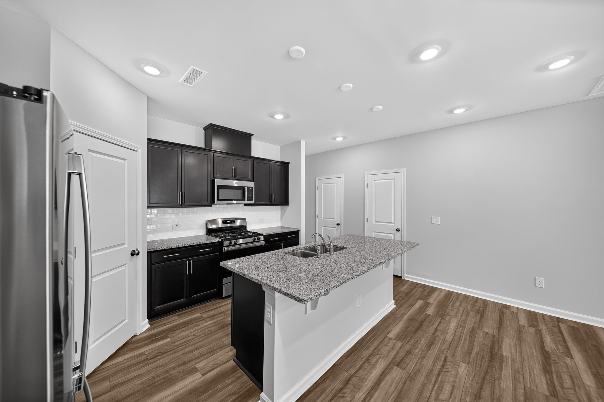 Rosedale Sutton 15