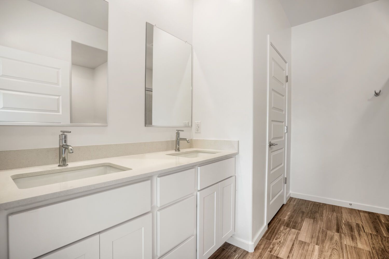 11769 W FLYING BEAUTY LN   Web Quality   008   08 Primary Bathroom