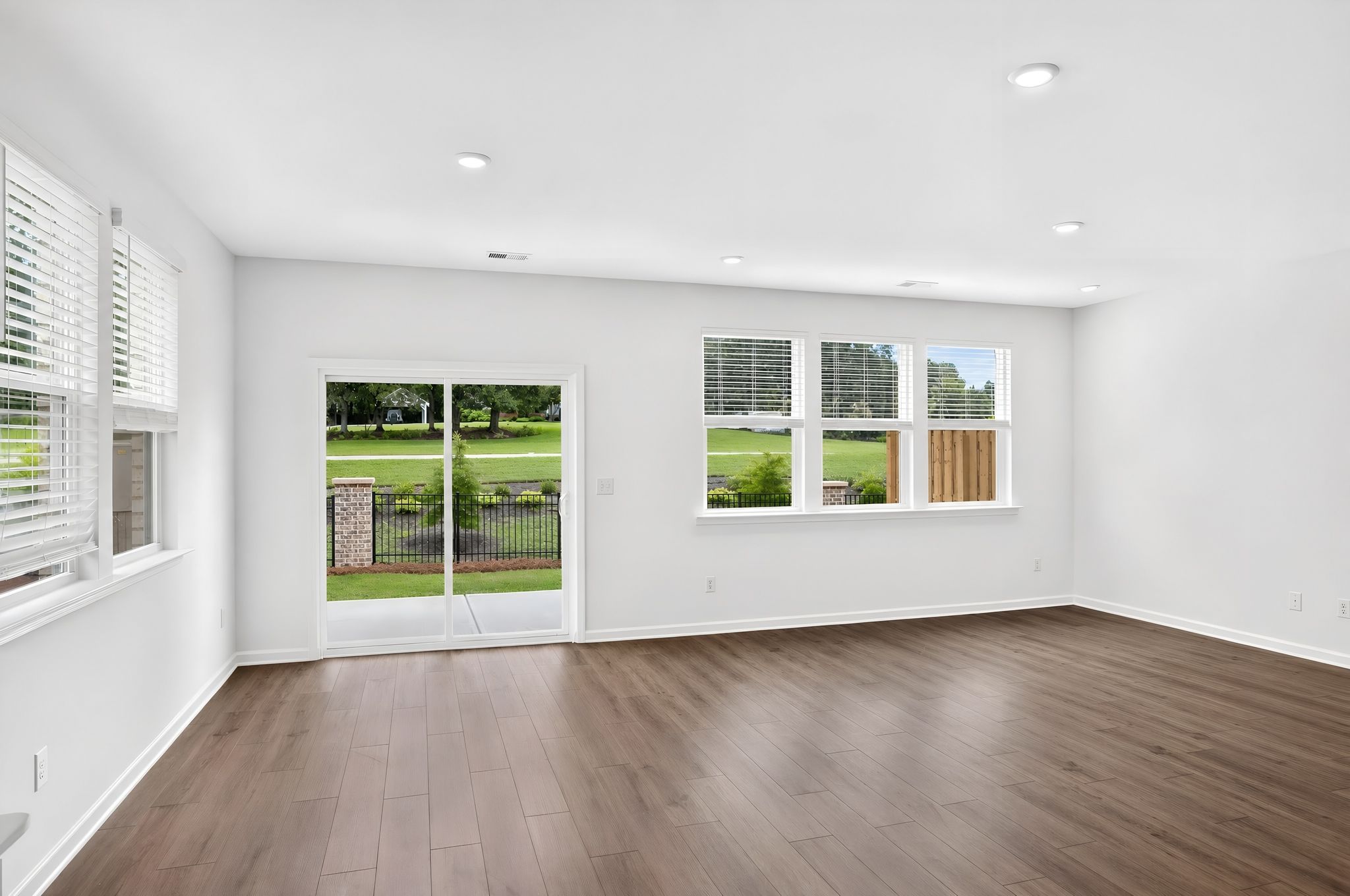 Townsat Ivy Creek Smyrna 8