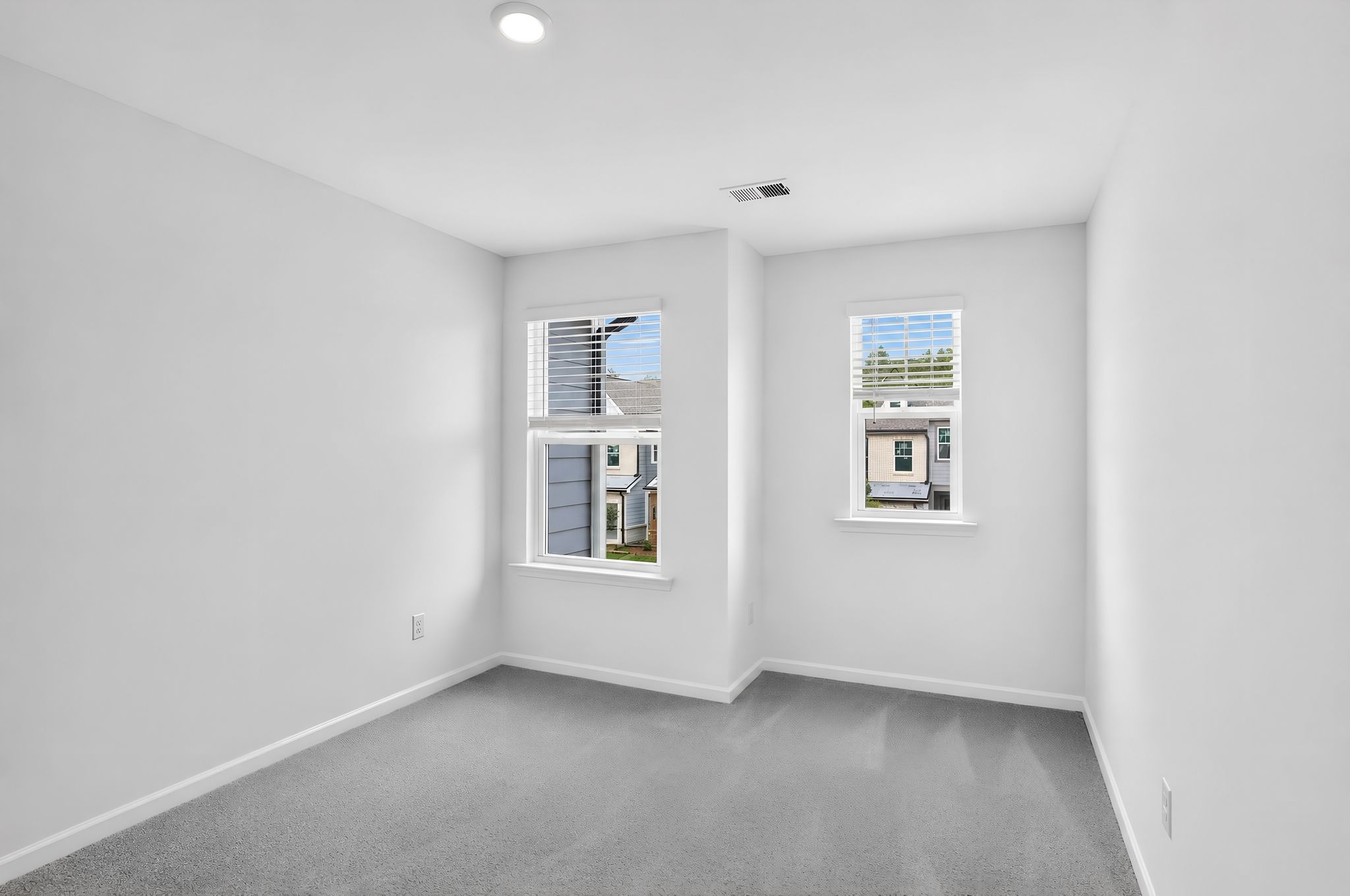 Townsat Ivy Creek Smyrna 28