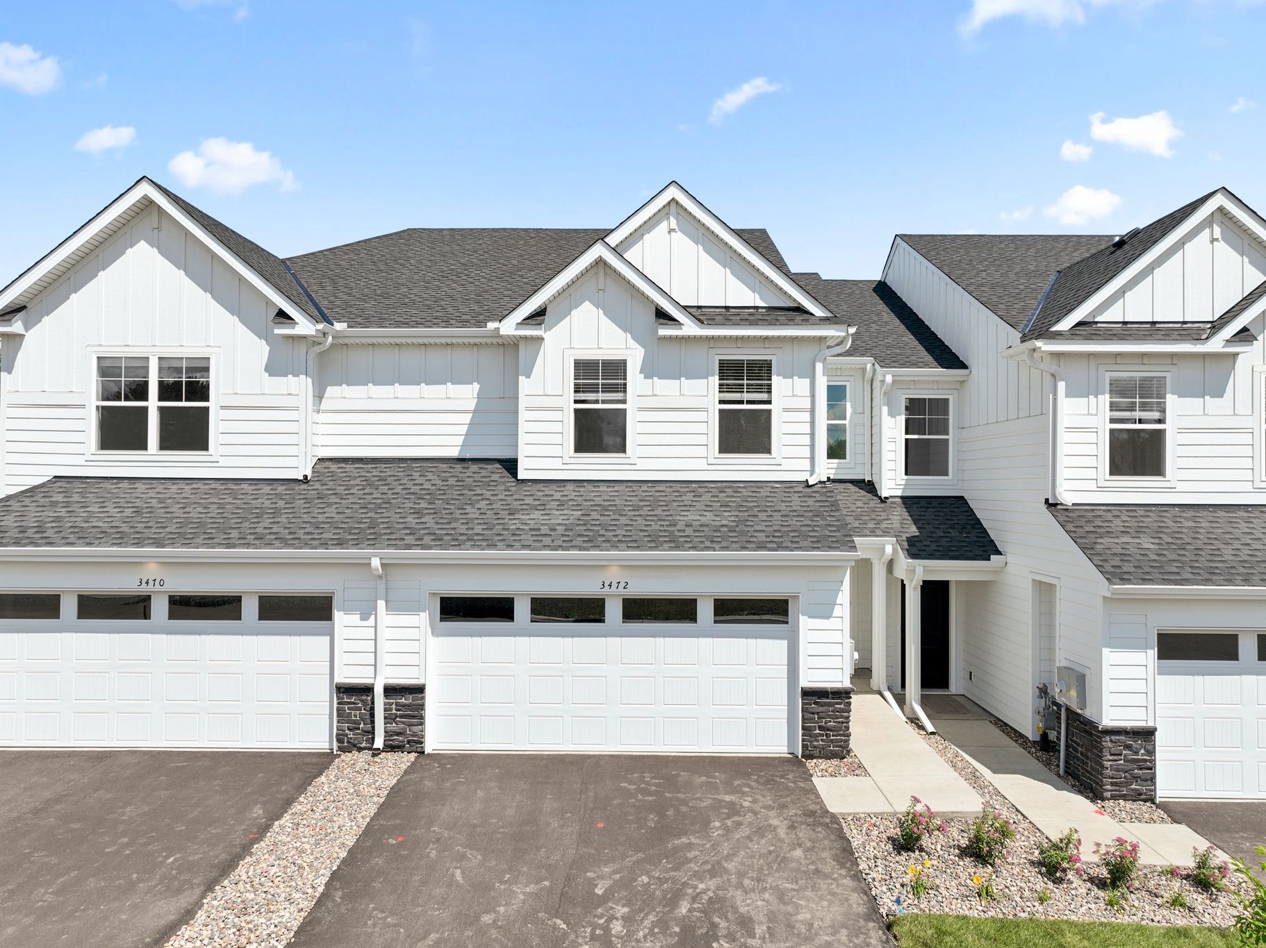 St Clair - Trails End Commons: Eagan, Minnesota - Lennar