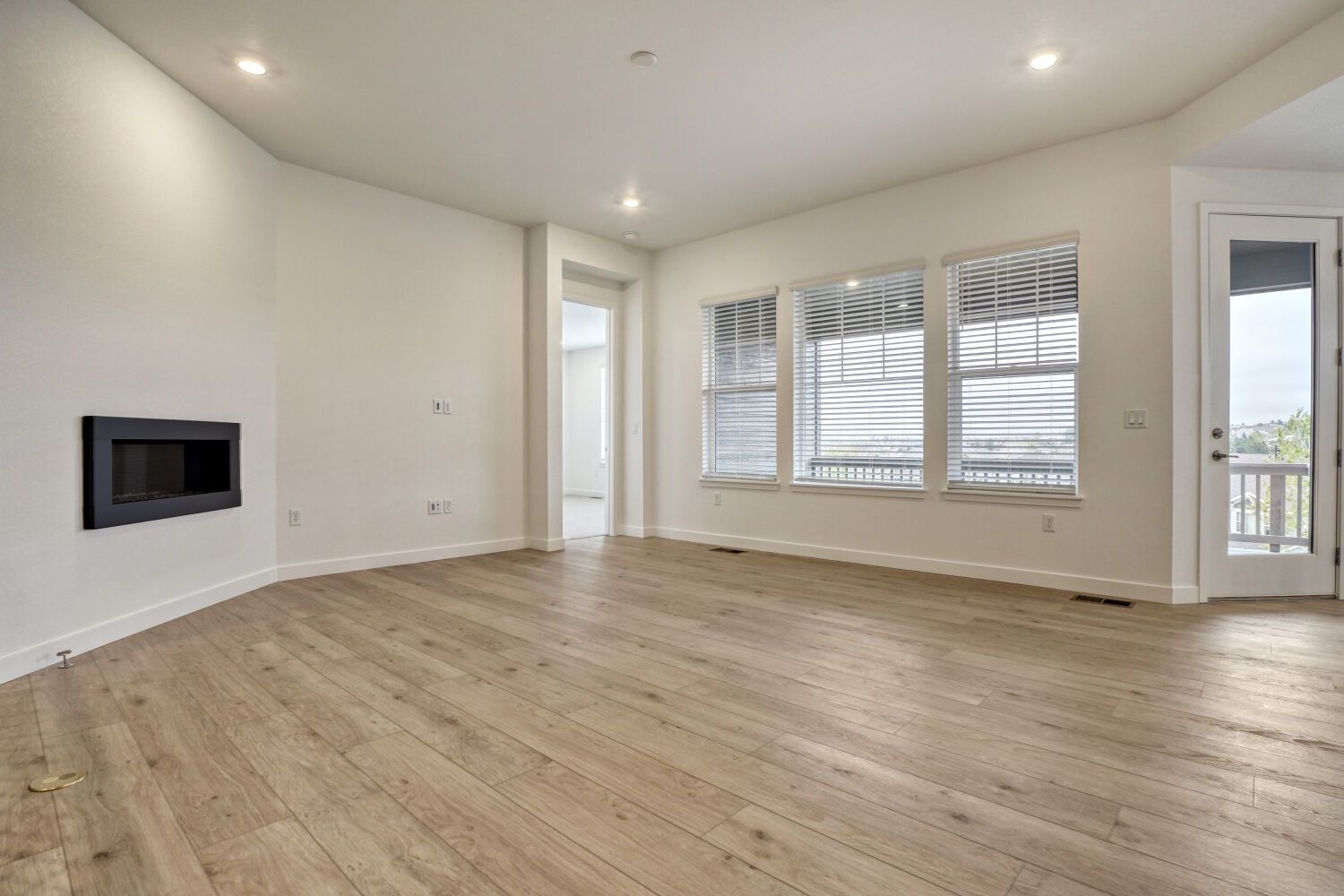 24555 E Kettle Ct Great Room