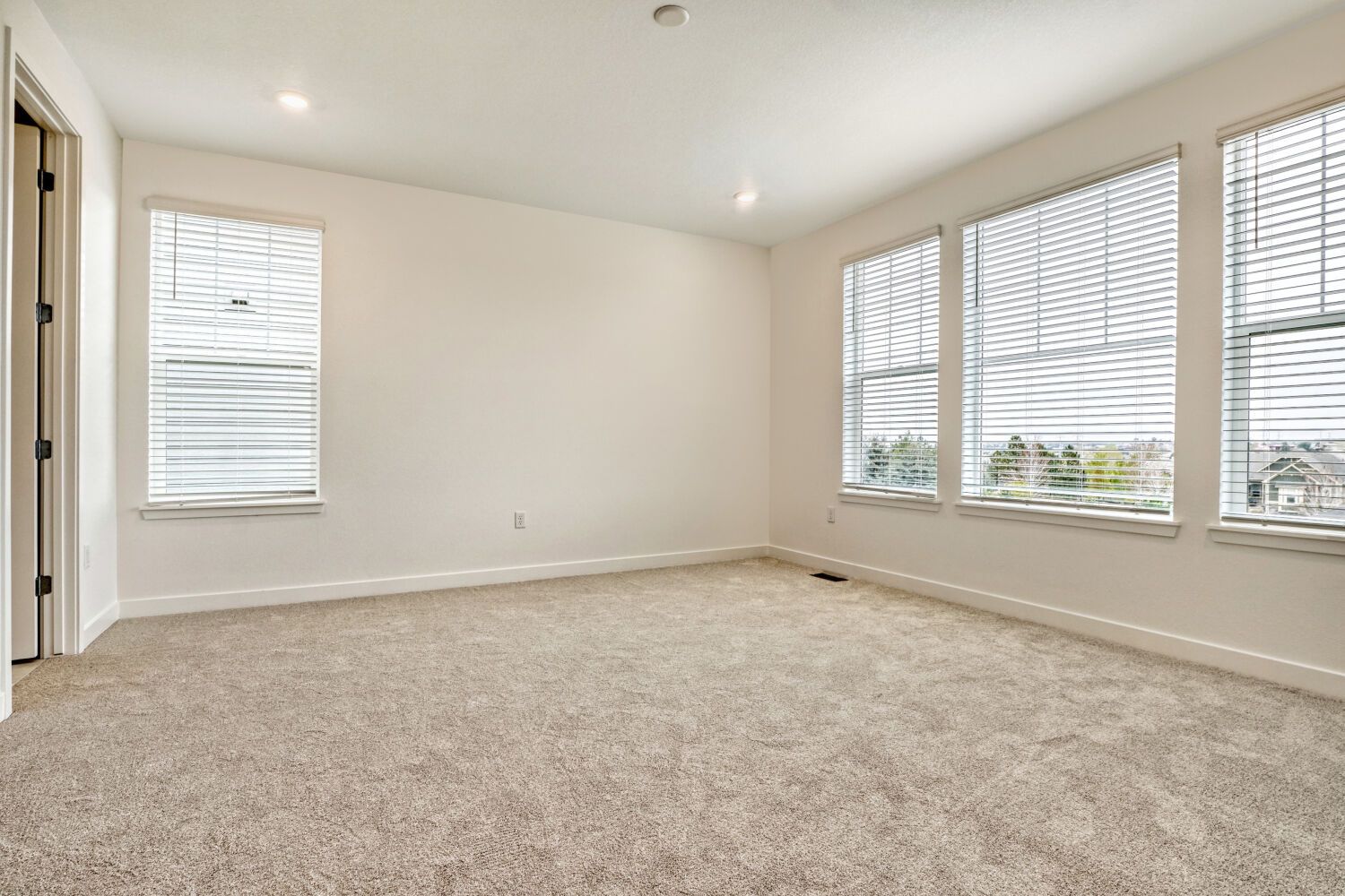 24555 E Kettle Ct Owner's Suite