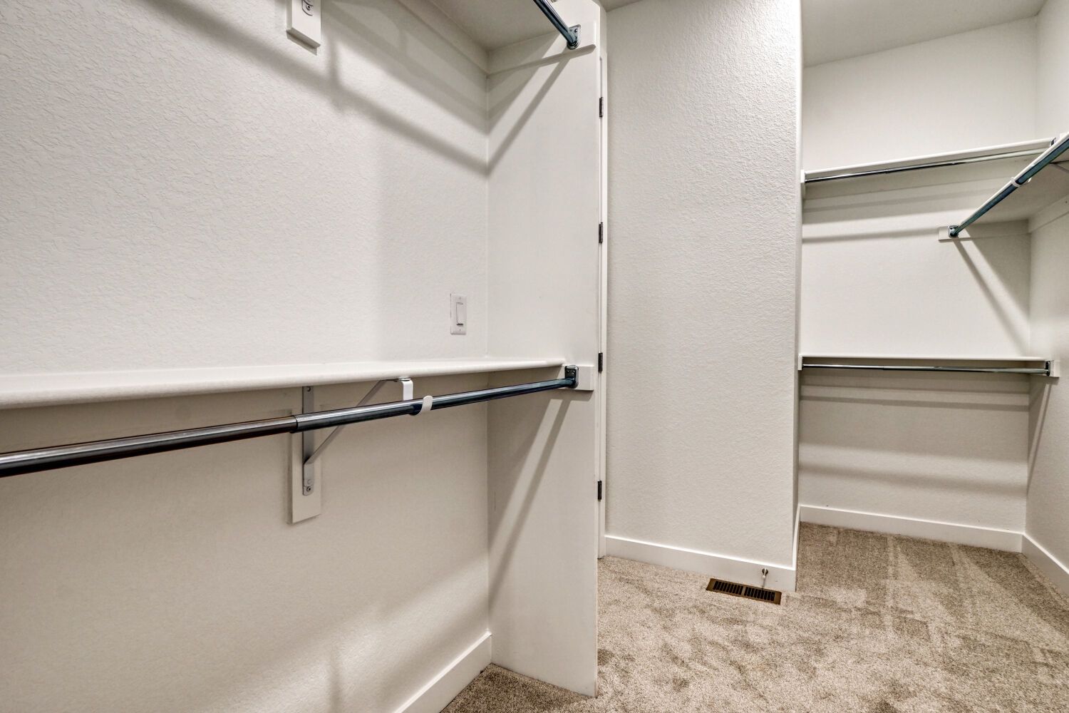 24555 E Kettle Ct Owner's Suite Closet