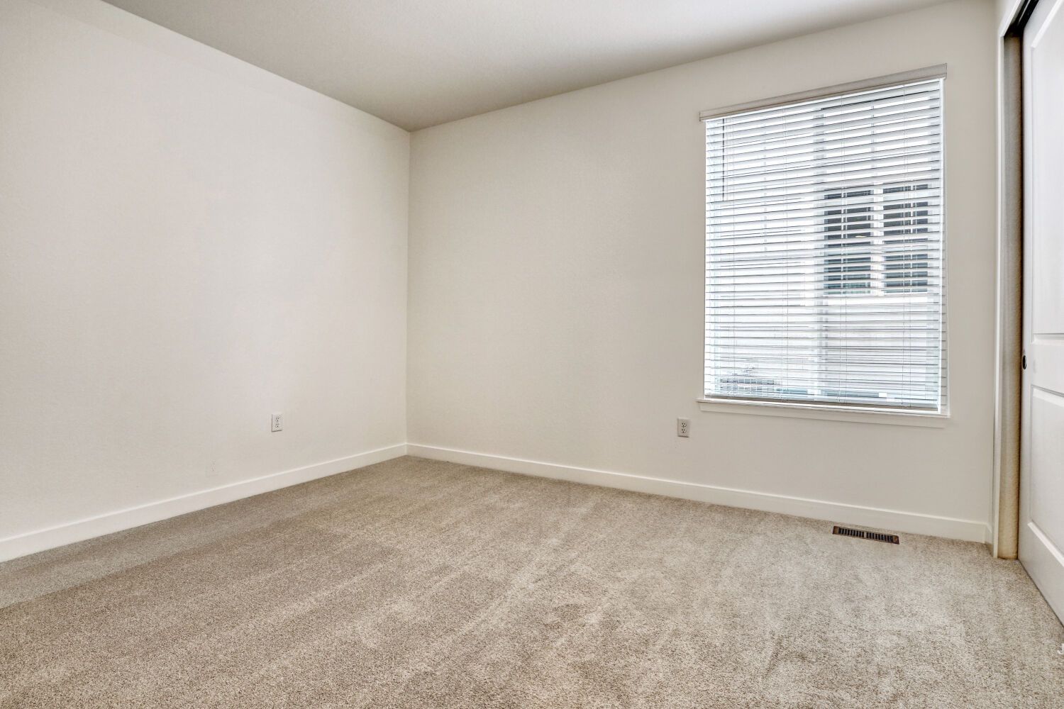 24555 E Kettle Ct Secondary Bedroom