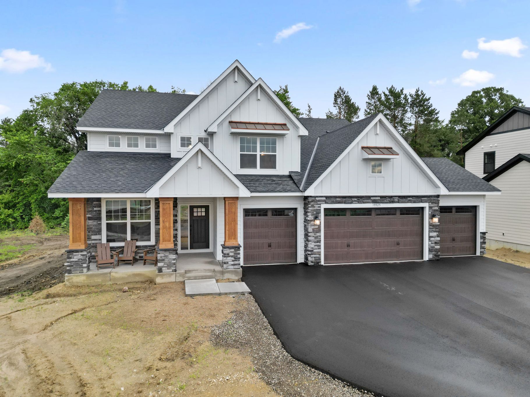1 Tavera Snelling QMI H S6122 Front Yard F1