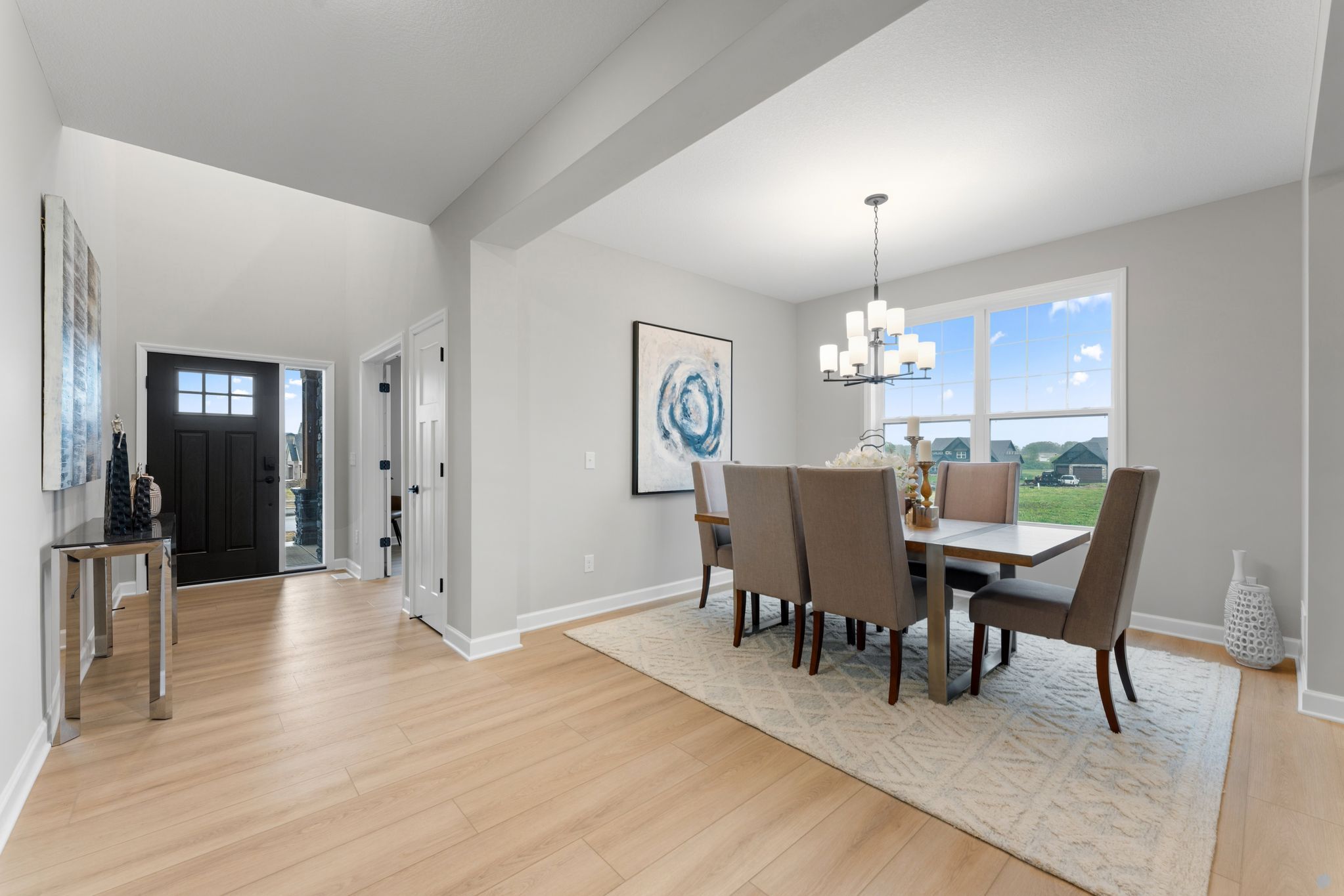 24 Tavera Snelling QMI H S6122 Dining Room 4of4 F1