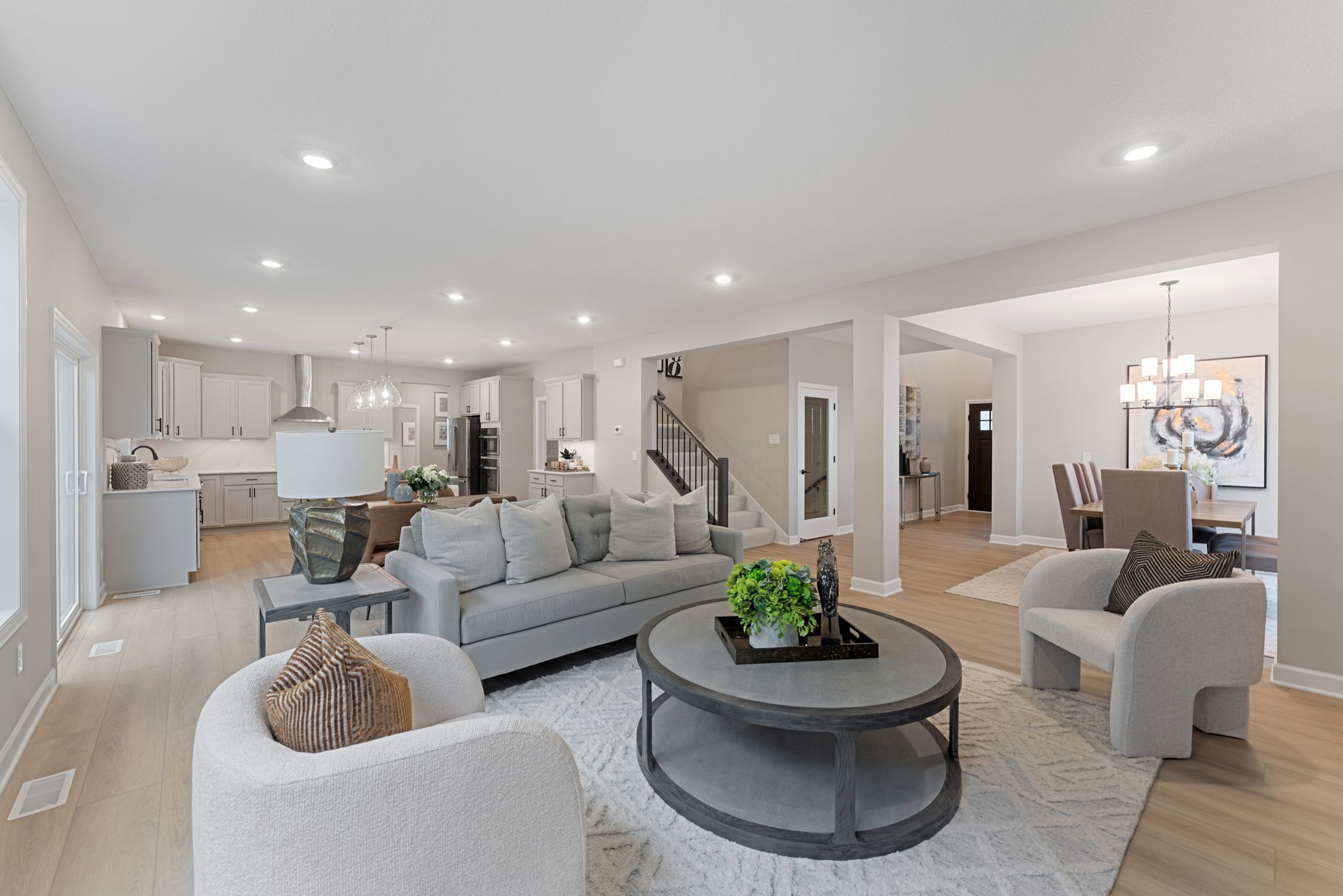 28 Tavera Snelling QMI H S6122 Great Room 3of3 F1