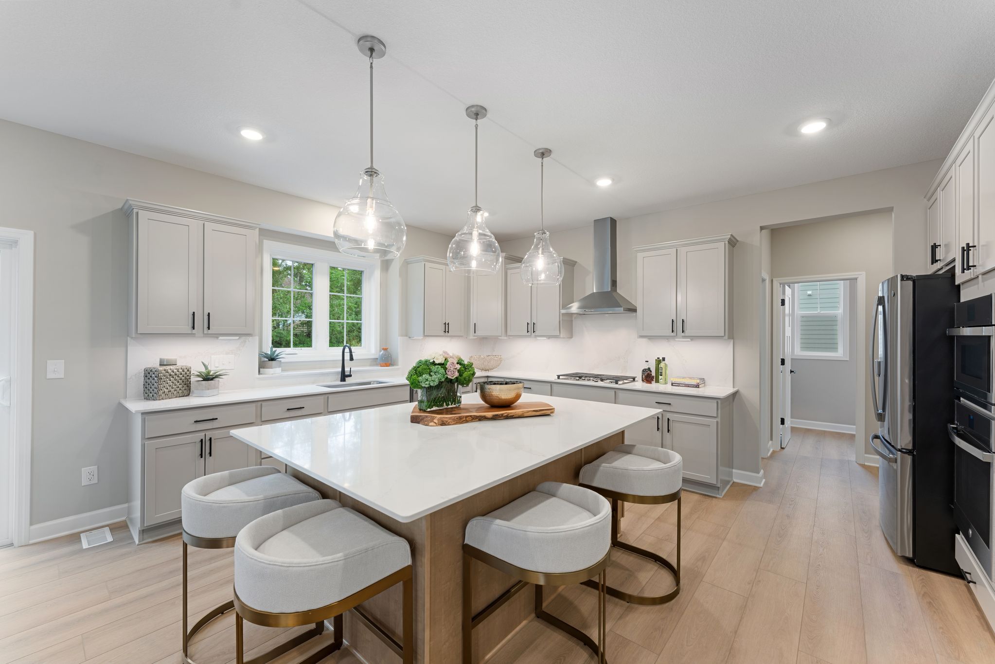 31 Tavera Snelling QMI H S6122 Kitchen 3of6 F1