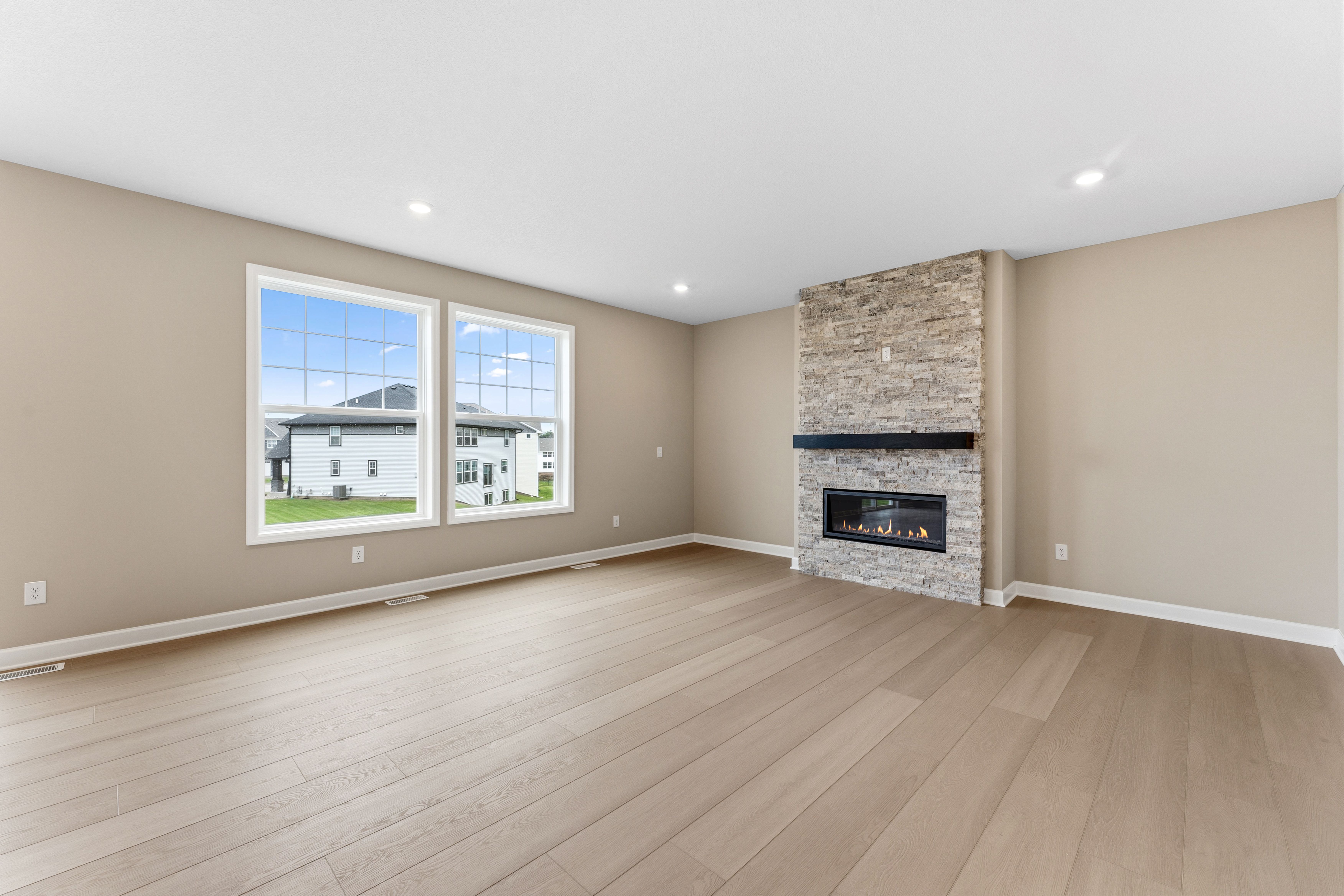 Tavera Lewis QMI H S4829 Great Room 2of3 F1