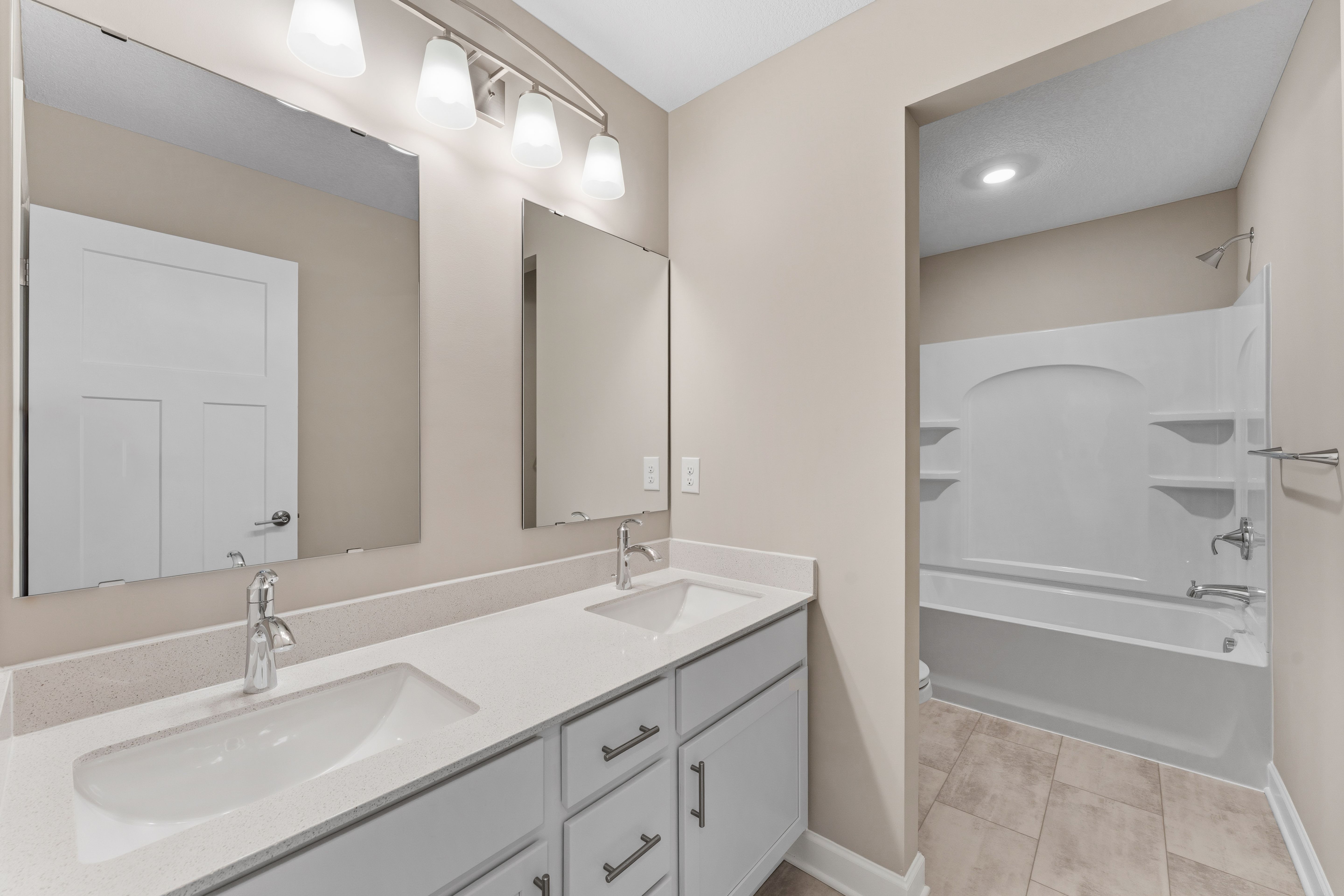 Tavera Lewis QMI H S4829 Bathroom F2