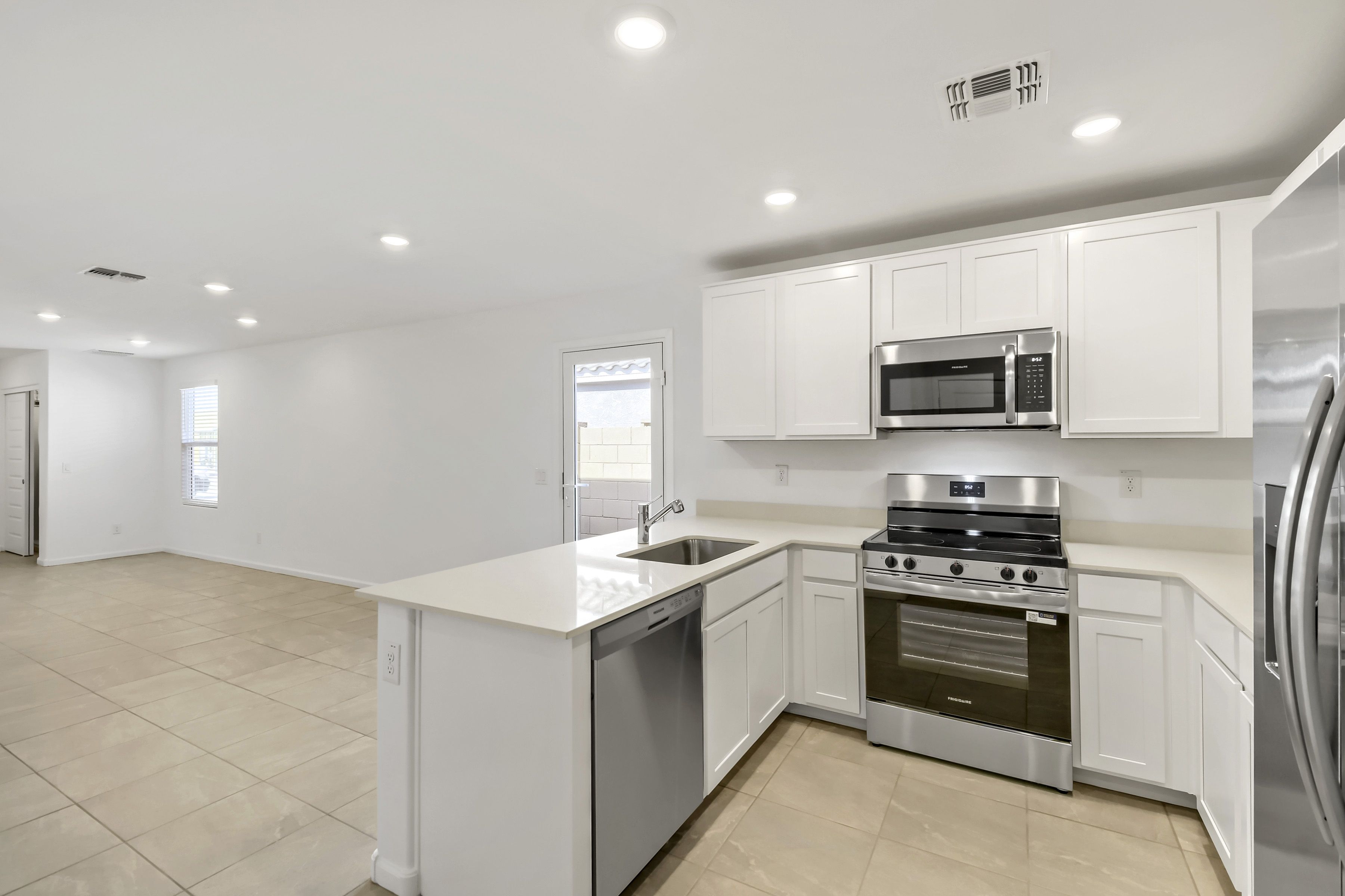 36098 W Charity Pl   Print Quality   004   04 Kitchen