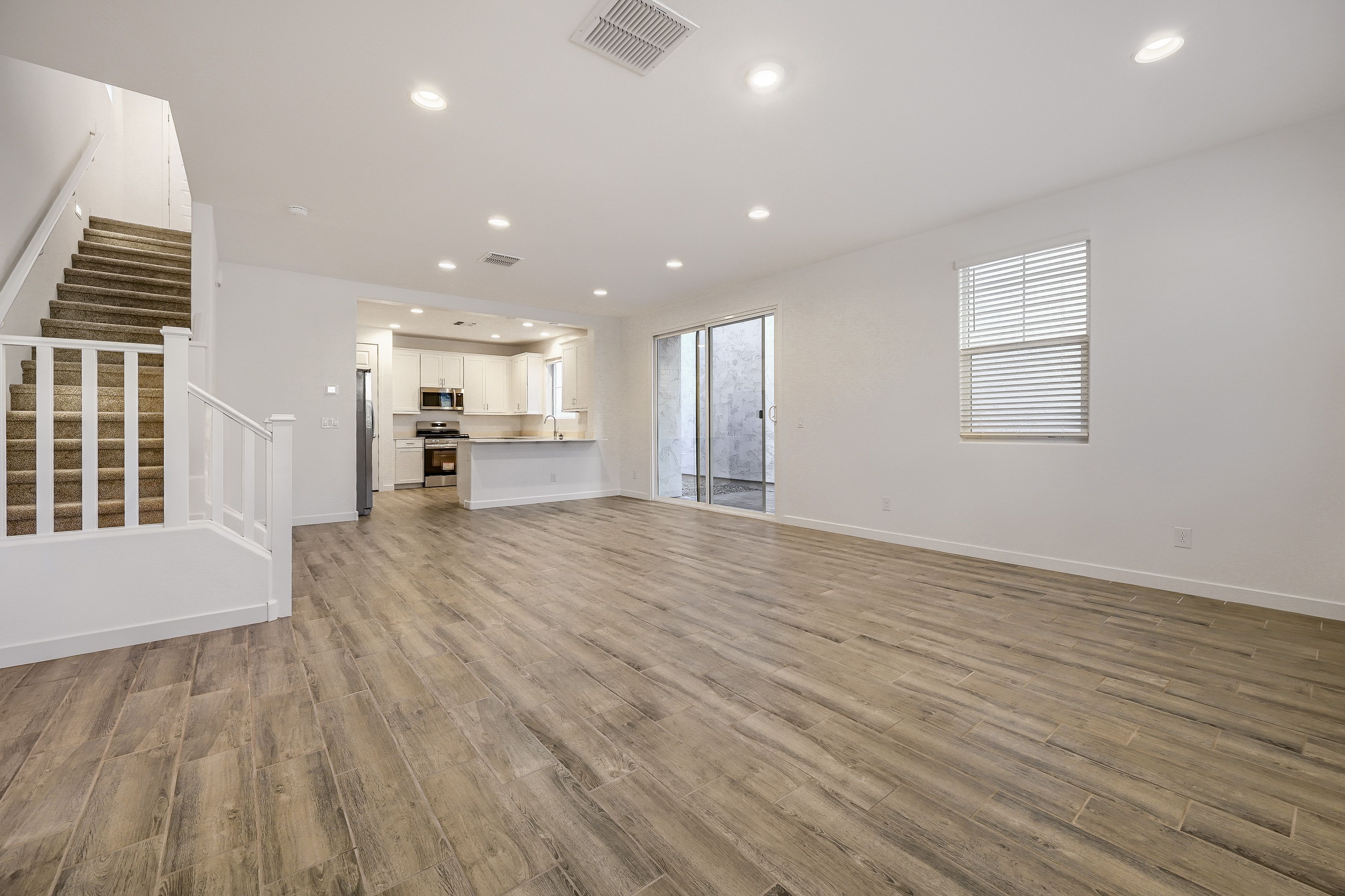 8254 E Peterson  Ave   Print Quality   003   03 Living Room