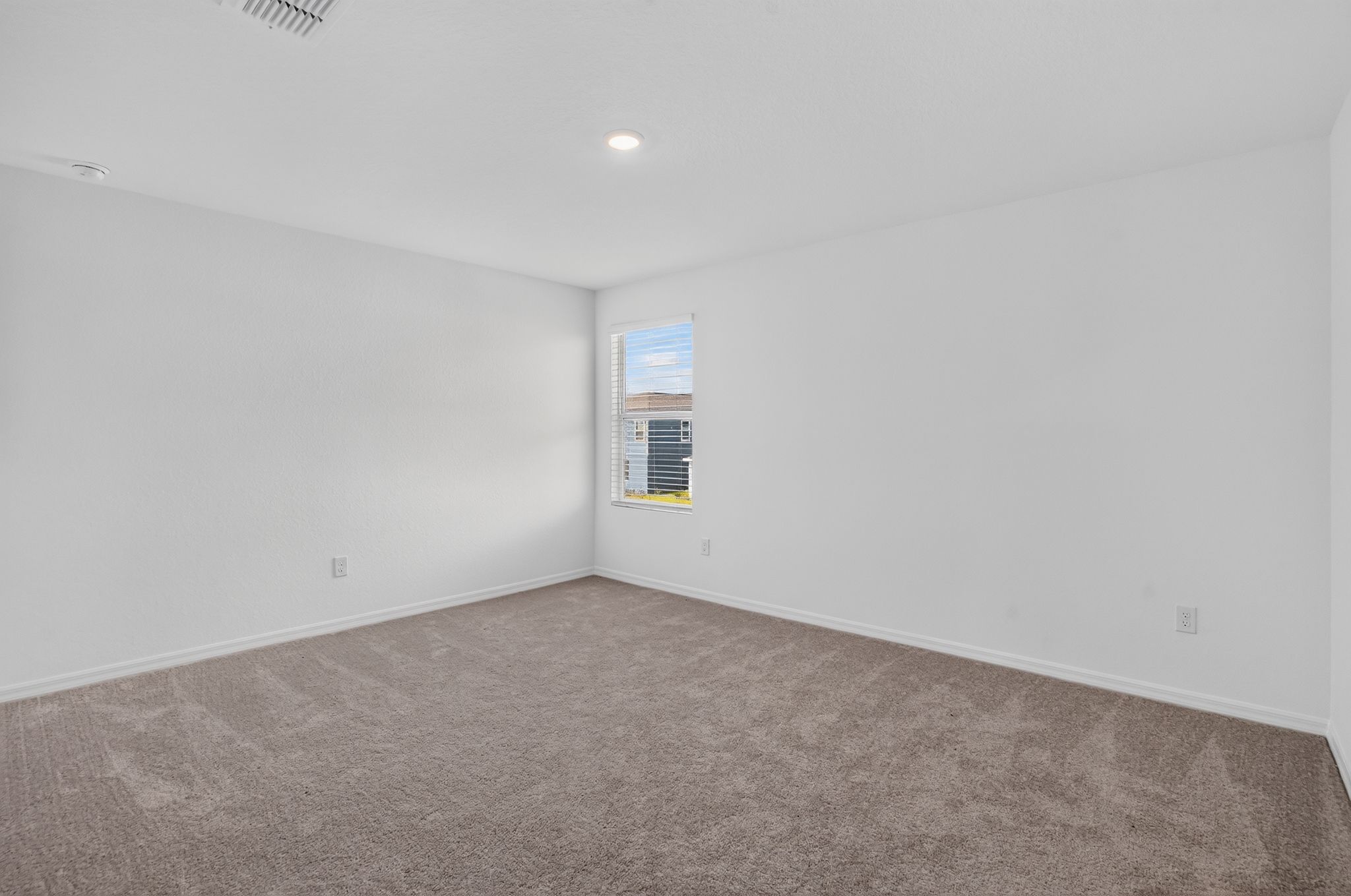 16 18047 Mellon St Bedroom 4154