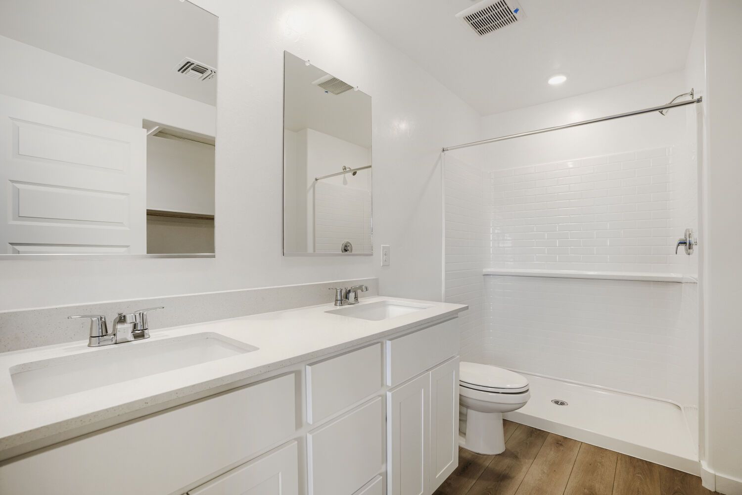 11470 W Red Admiral St   Web Quality   008   08 Primary Bathroom