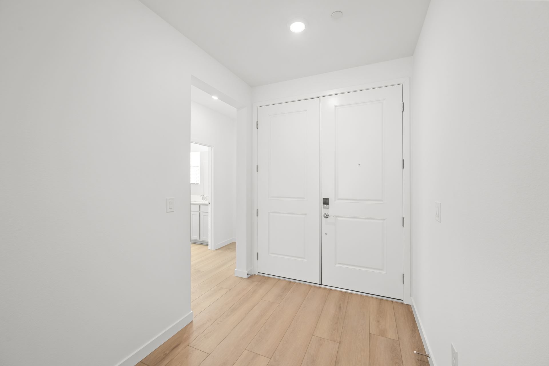 Lennar10886 Lewis Pointe Ave03