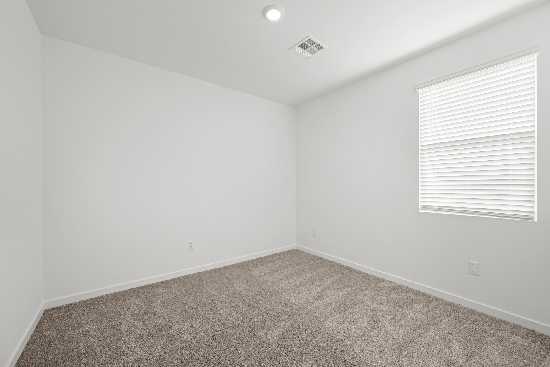 Lennar10886 Lewis Pointe Ave07