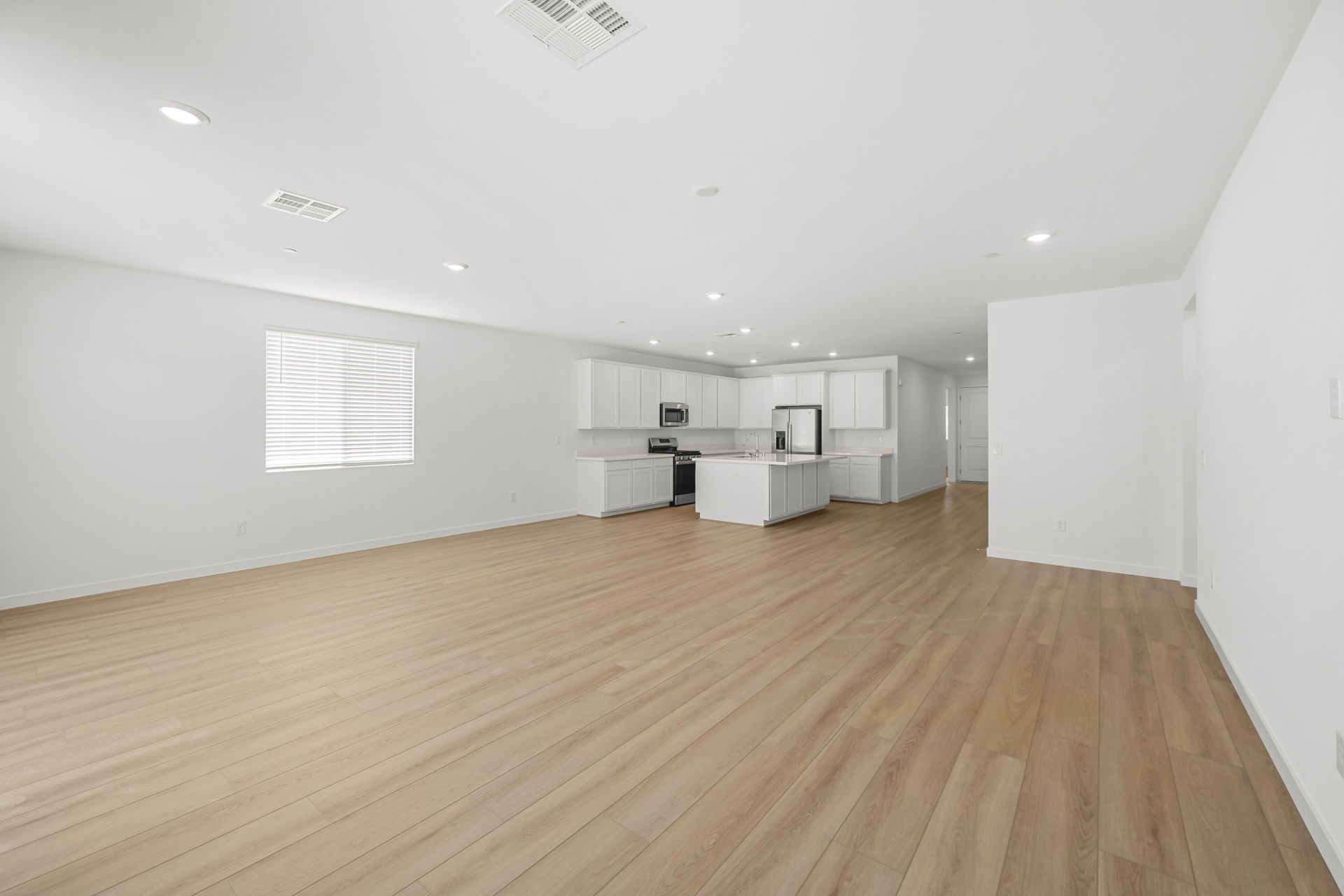 Lennar10886 Lewis Pointe Ave15
