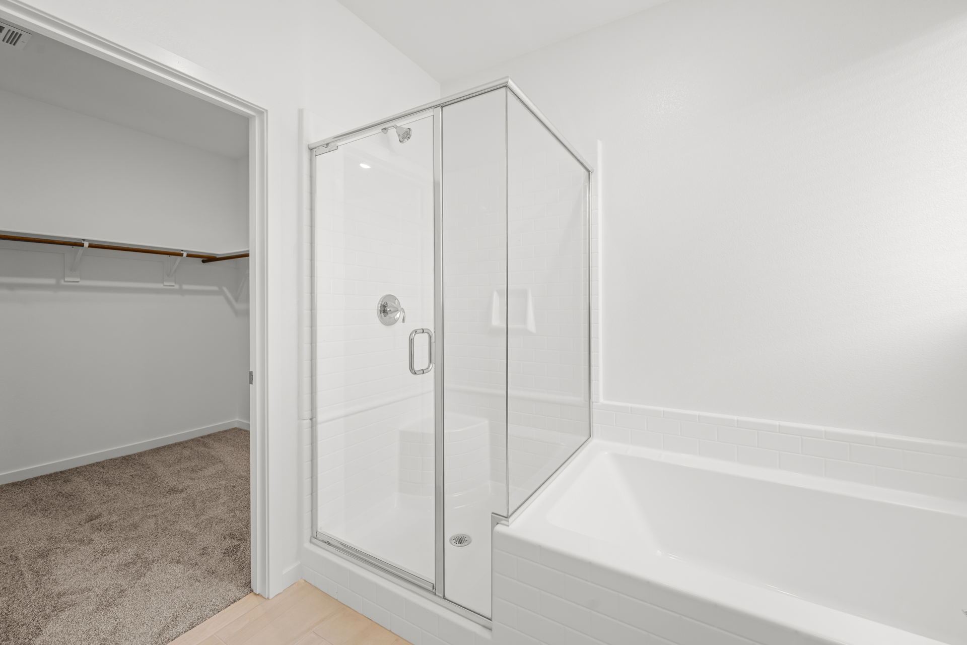 Lennar10886 Lewis Pointe Ave19
