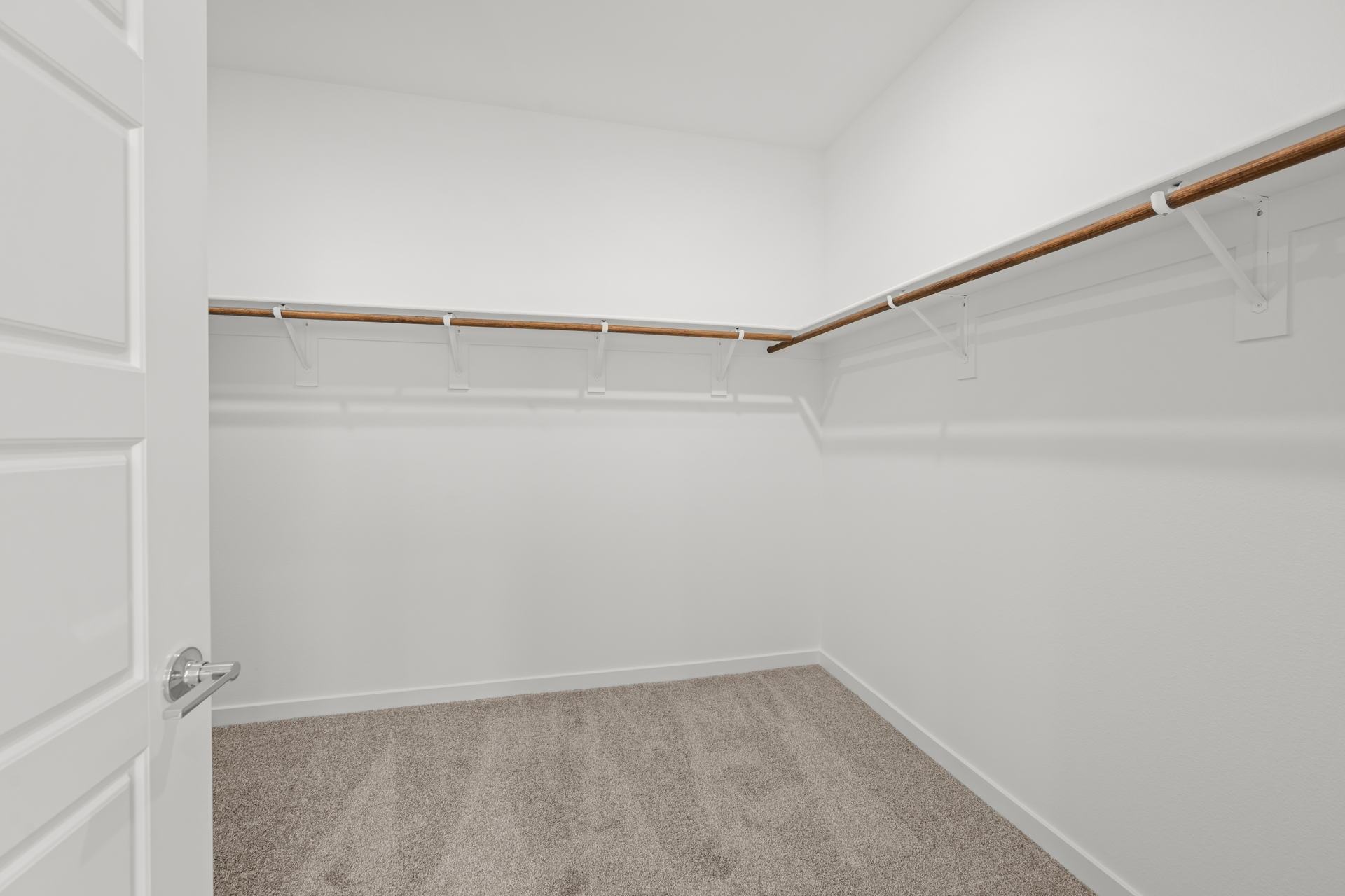 Lennar10886 Lewis Pointe Ave20