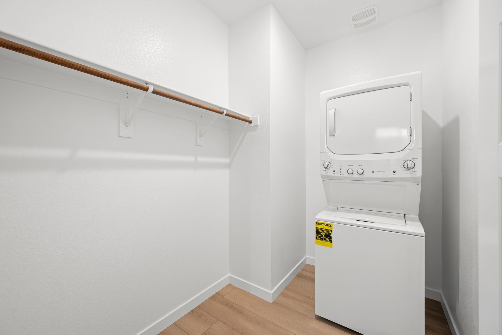 Lennar10886 Lewis Pointe Ave27