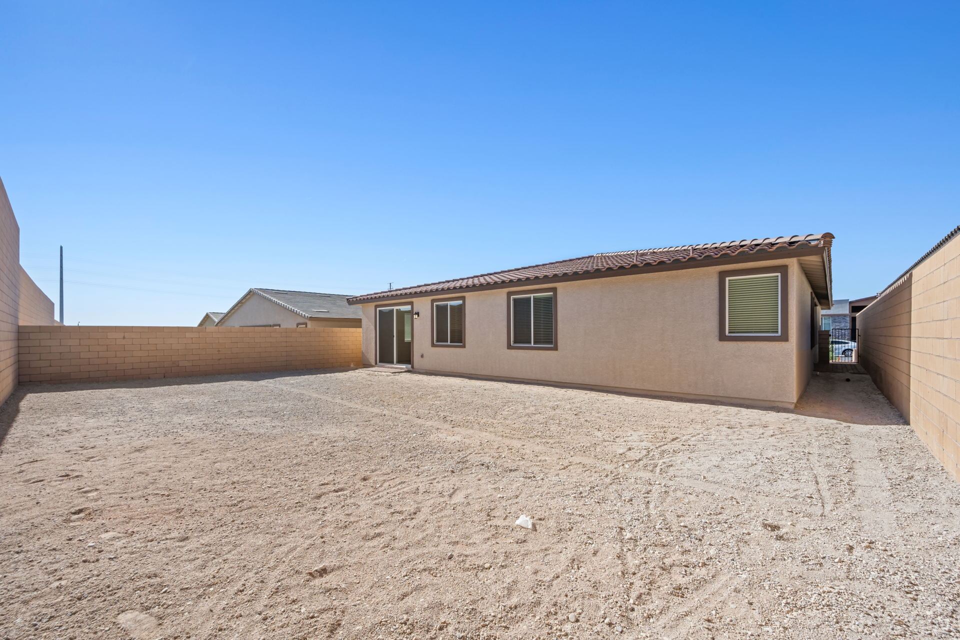 Lennar10886 Lewis Pointe Ave30