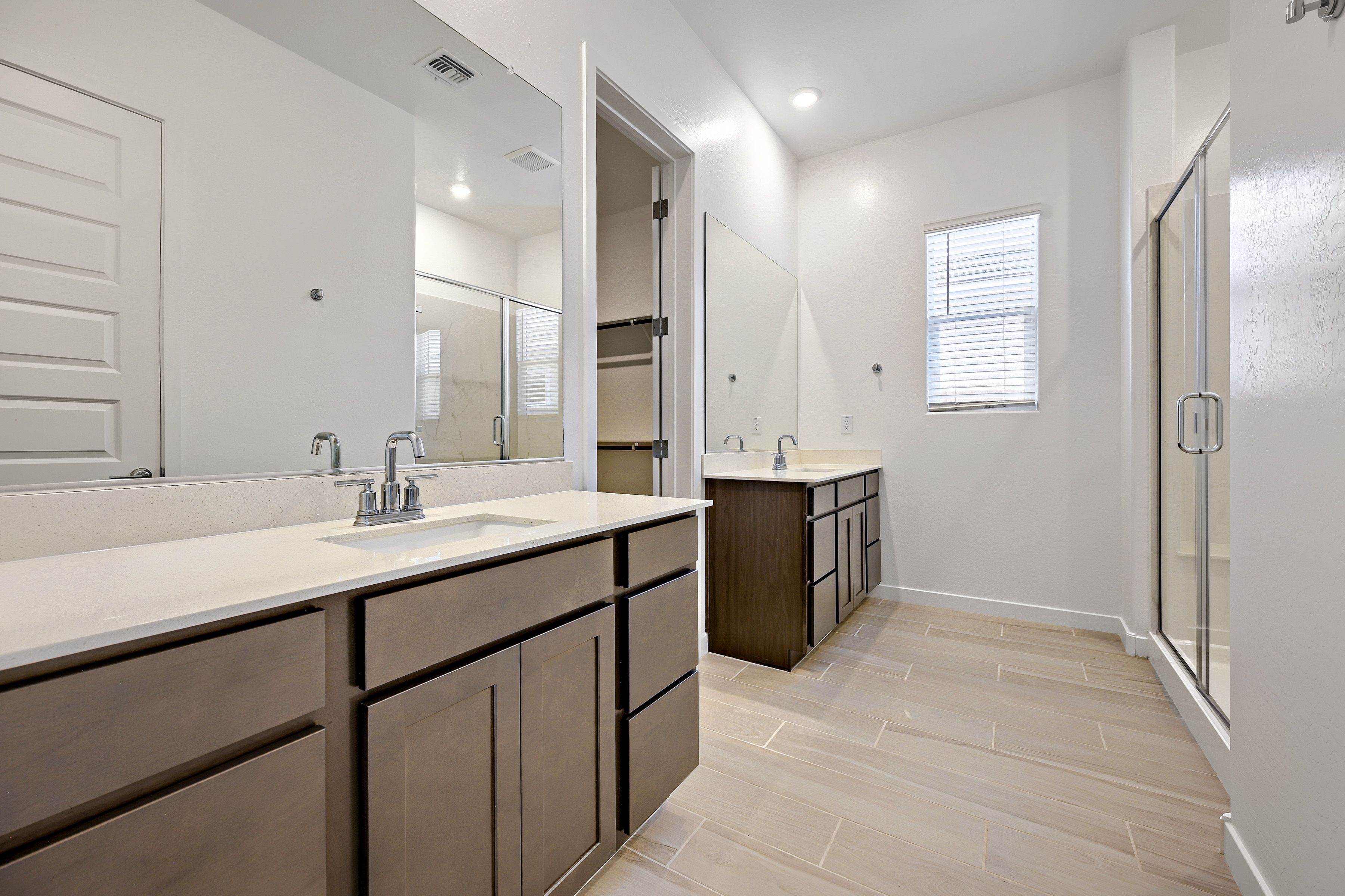 3831 E Gallatin Way   Print Quality   009   09 Primary Bathroom
