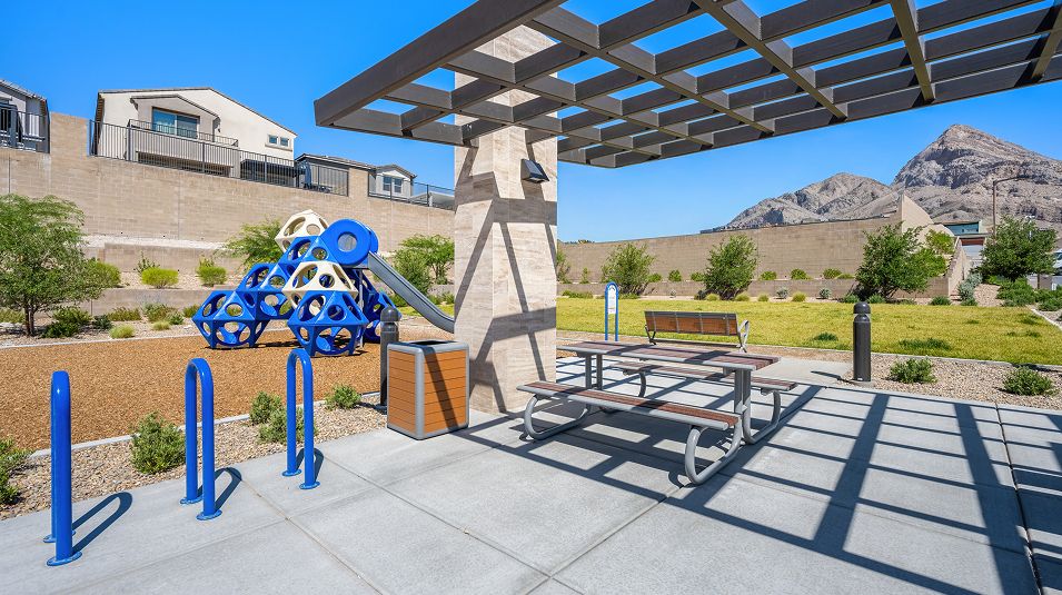 Summerlin Mockingbird Amenity Tot Lot