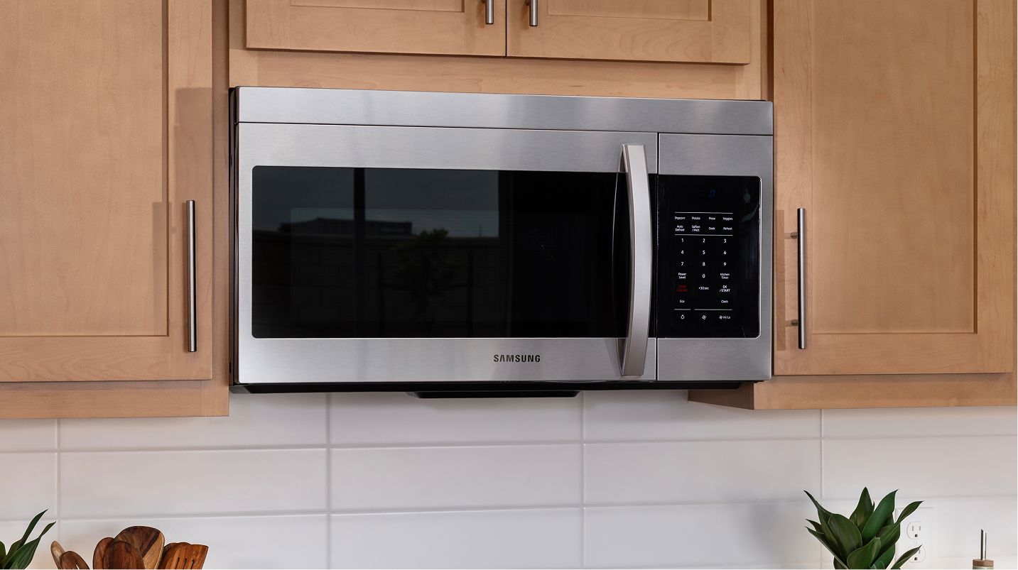 Pine Cedar Point Res3 EI Kitchen Microwave