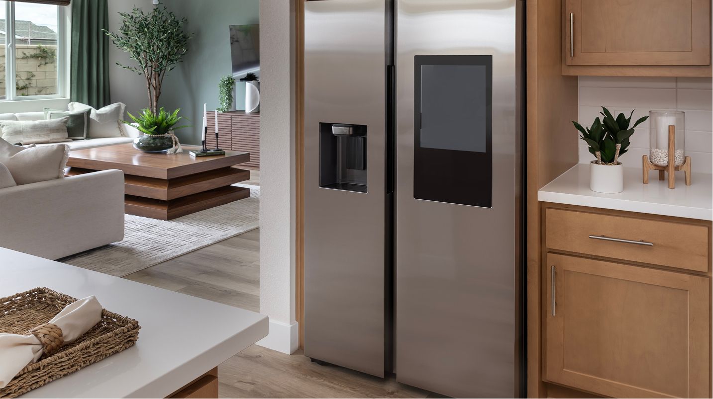 Pine Cedar Point Res3 EI Kitchen Refrigerator