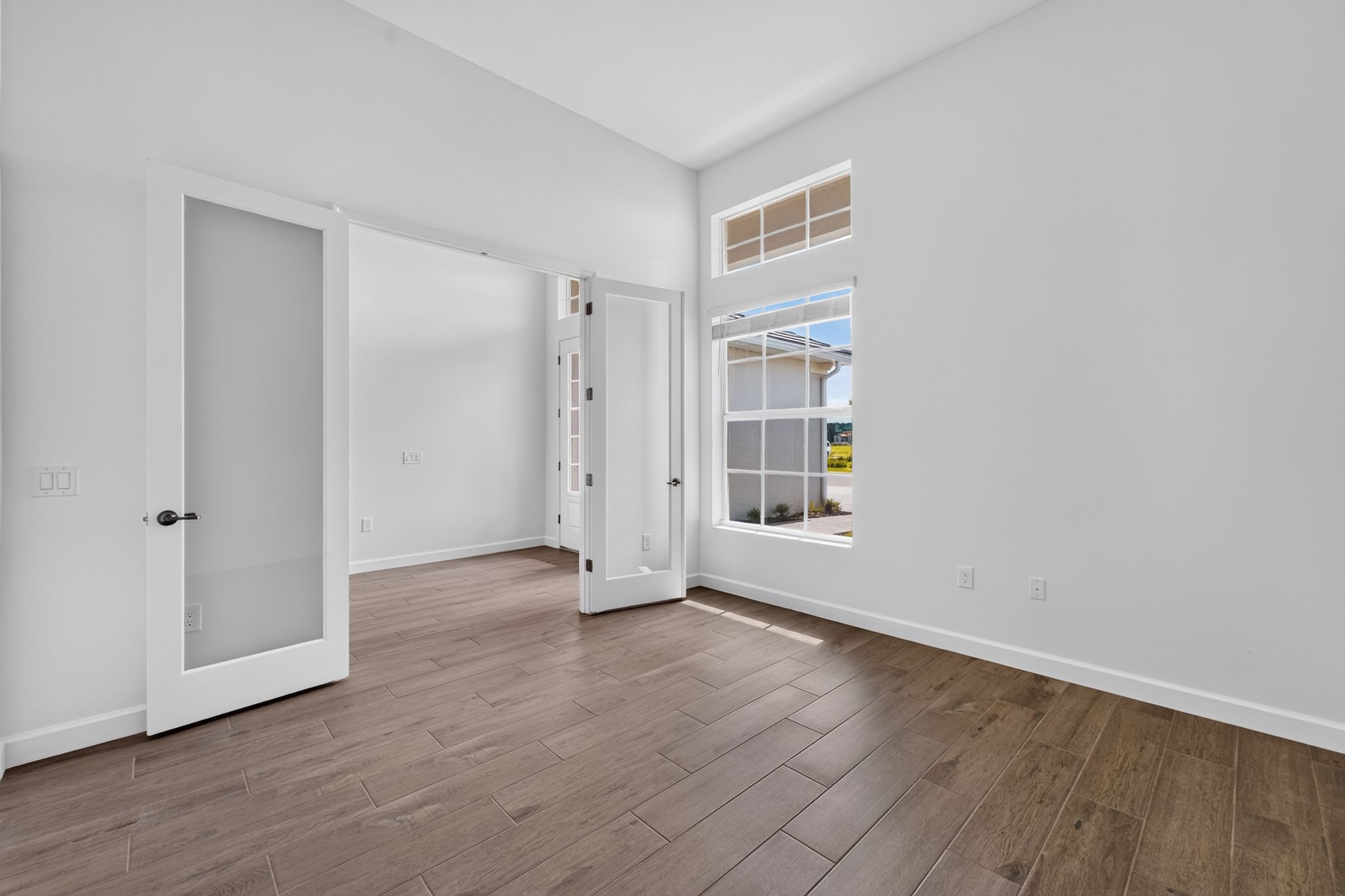 27 15545 Winchester Birdie Way Others 3718