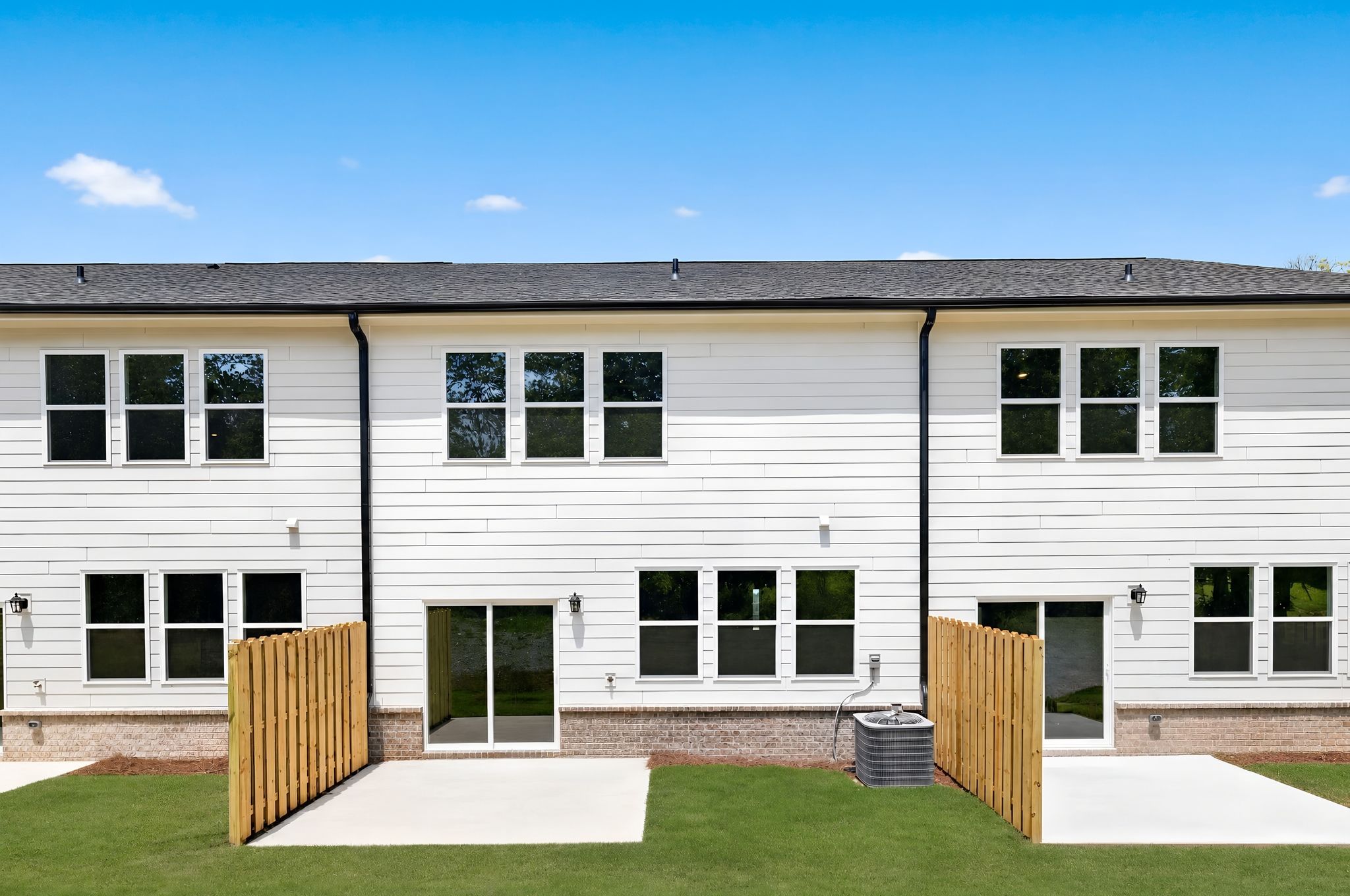 Pinewood Townhomes Smyrna 3
