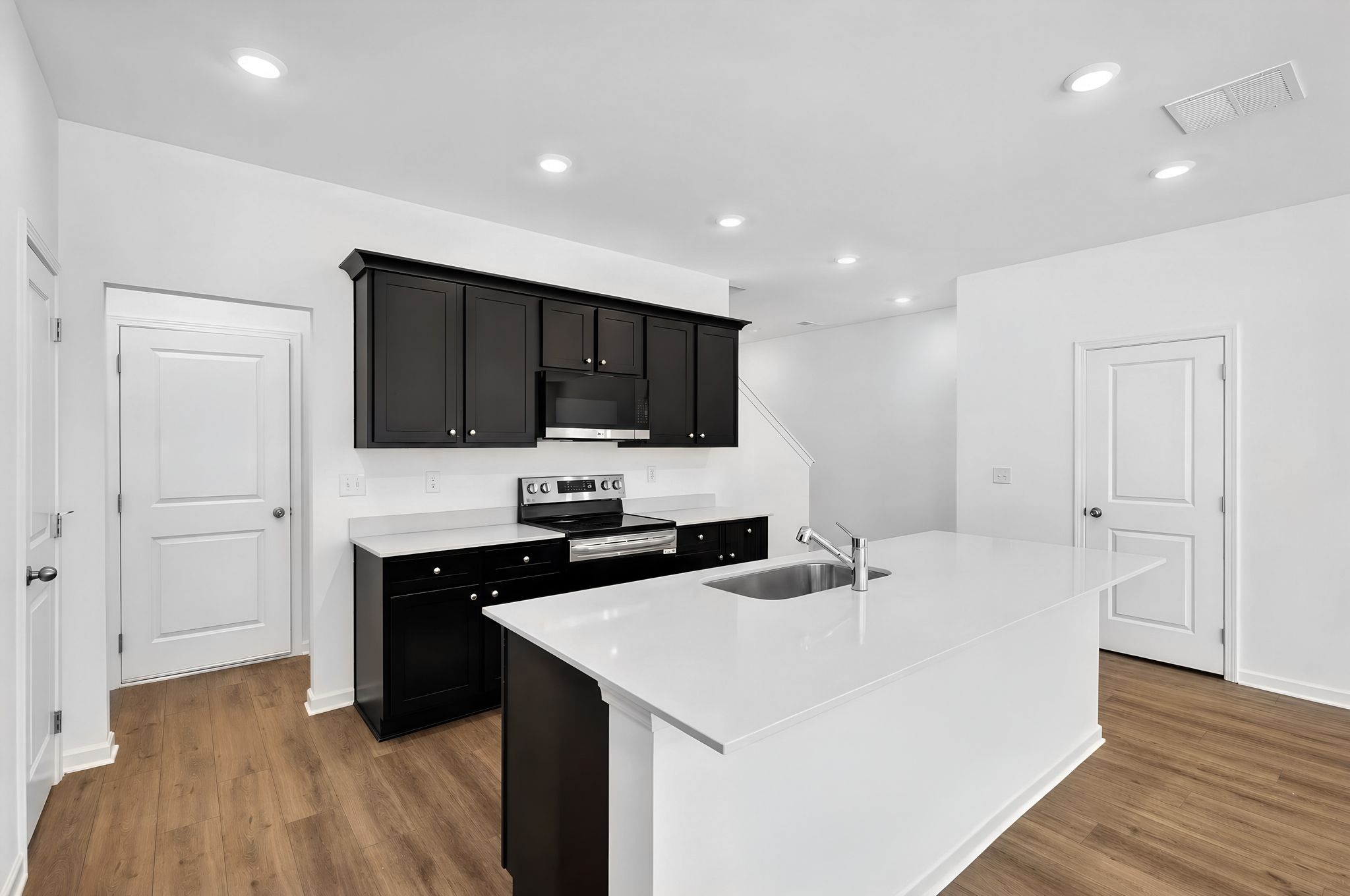 Pinewood Townhomes Smyrna 11