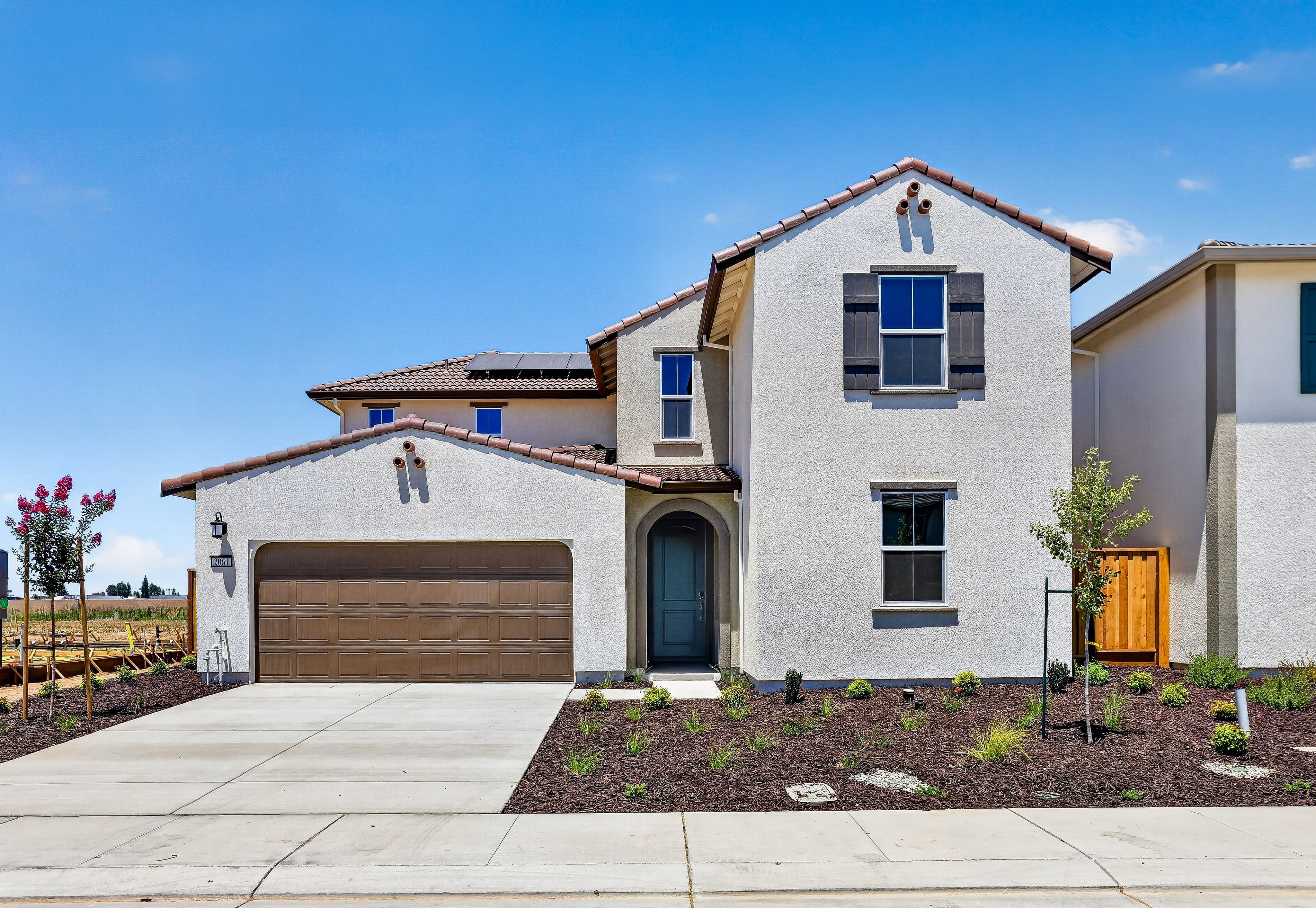 Residence 1 - Cedar Point - Oak: Manteca, California - Lennar